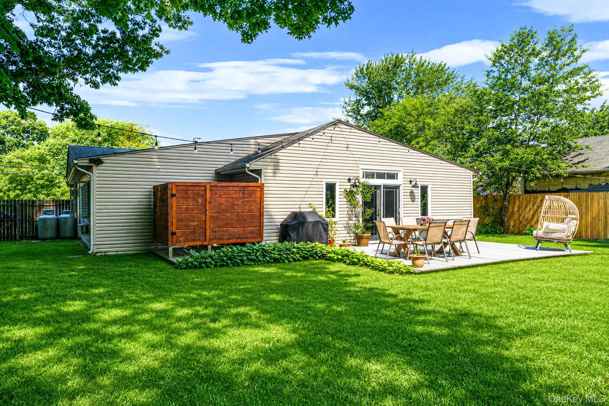 1015 Ocean Avenue, Islip, NY, 3 Bedrooms Bedrooms, 8 Rooms Rooms,2 BathroomsBathrooms,Residential,For Rent,Ocean,0,1011853 1015 Ocean Avenue, Islip, NY, 3 Bedrooms Bedrooms, 8 Rooms Rooms,2 BathroomsBathrooms,Residential,For Rent,Ocean,0,1011853