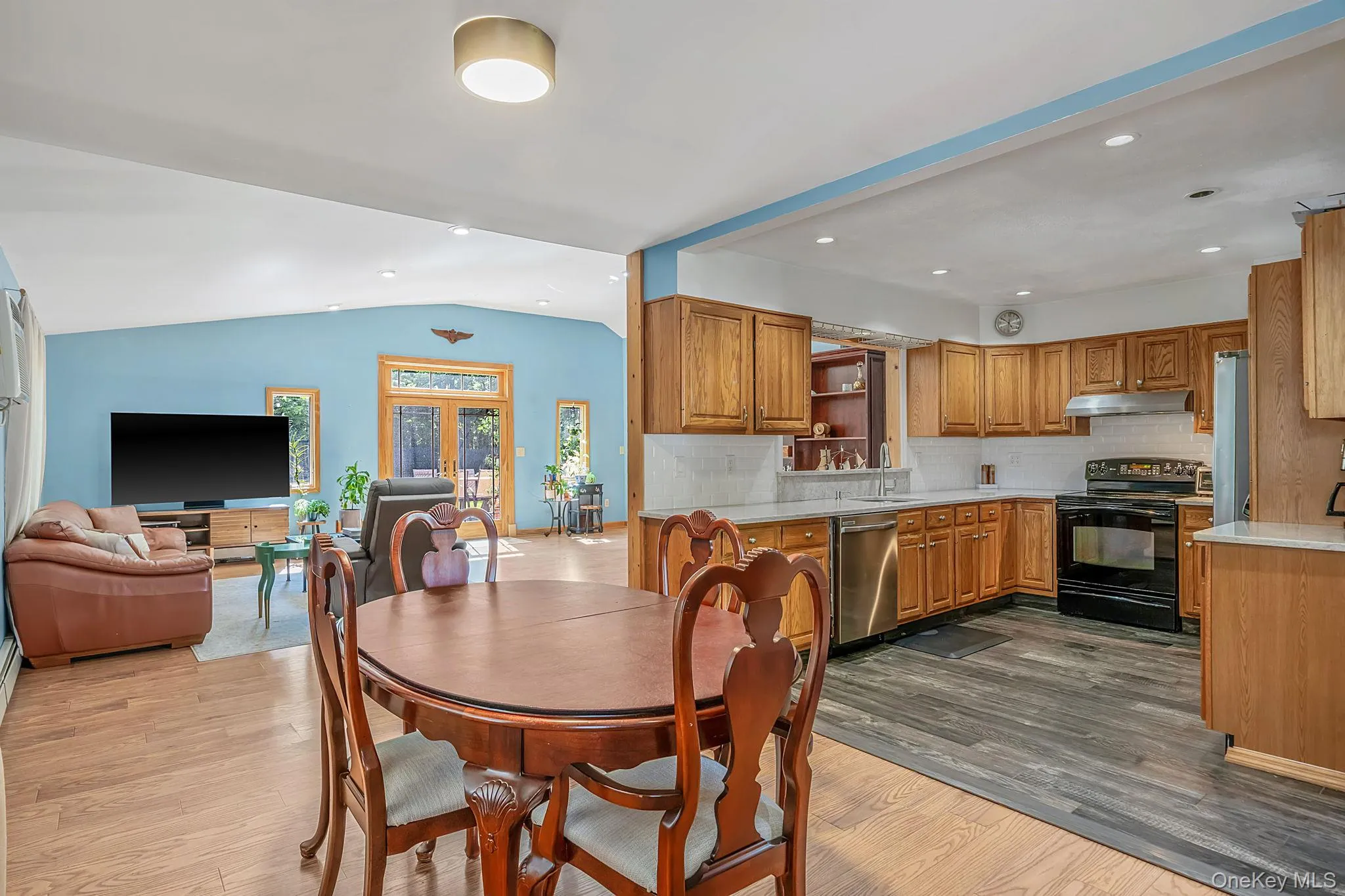 1015 Ocean Avenue, Islip, NY, 3 Bedrooms Bedrooms, 8 Rooms Rooms,2 BathroomsBathrooms,Residential,For Rent,Ocean,0,1011853 1015 Ocean Avenue, Islip, NY, 3 Bedrooms Bedrooms, 8 Rooms Rooms,2 BathroomsBathrooms,Residential,For Rent,Ocean,0,1011853