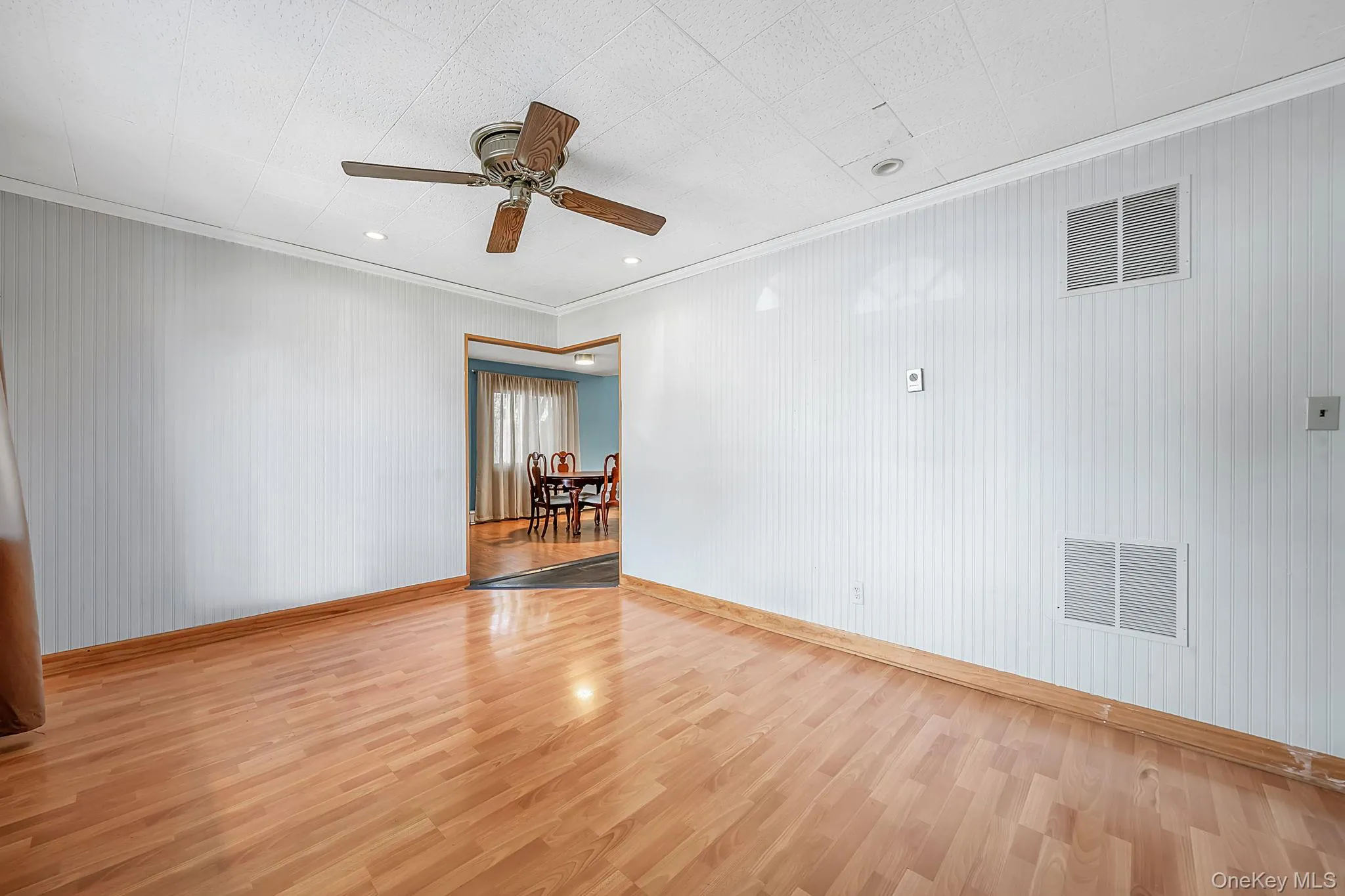 1015 Ocean Avenue, Islip, NY, 3 Bedrooms Bedrooms, 8 Rooms Rooms,2 BathroomsBathrooms,Residential,For Rent,Ocean,0,1011853 1015 Ocean Avenue, Islip, NY, 3 Bedrooms Bedrooms, 8 Rooms Rooms,2 BathroomsBathrooms,Residential,For Rent,Ocean,0,1011853