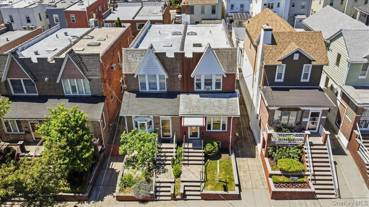 1228 80th Street, New York, NY, 3 Bedrooms Bedrooms, 6 Rooms Rooms,1 BathroomBathrooms,Residential,For Rent,80th,0,1011854 1228 80th Street, New York, NY, 3 Bedrooms Bedrooms, 6 Rooms Rooms,1 BathroomBathrooms,Residential,For Rent,80th,0,1011854