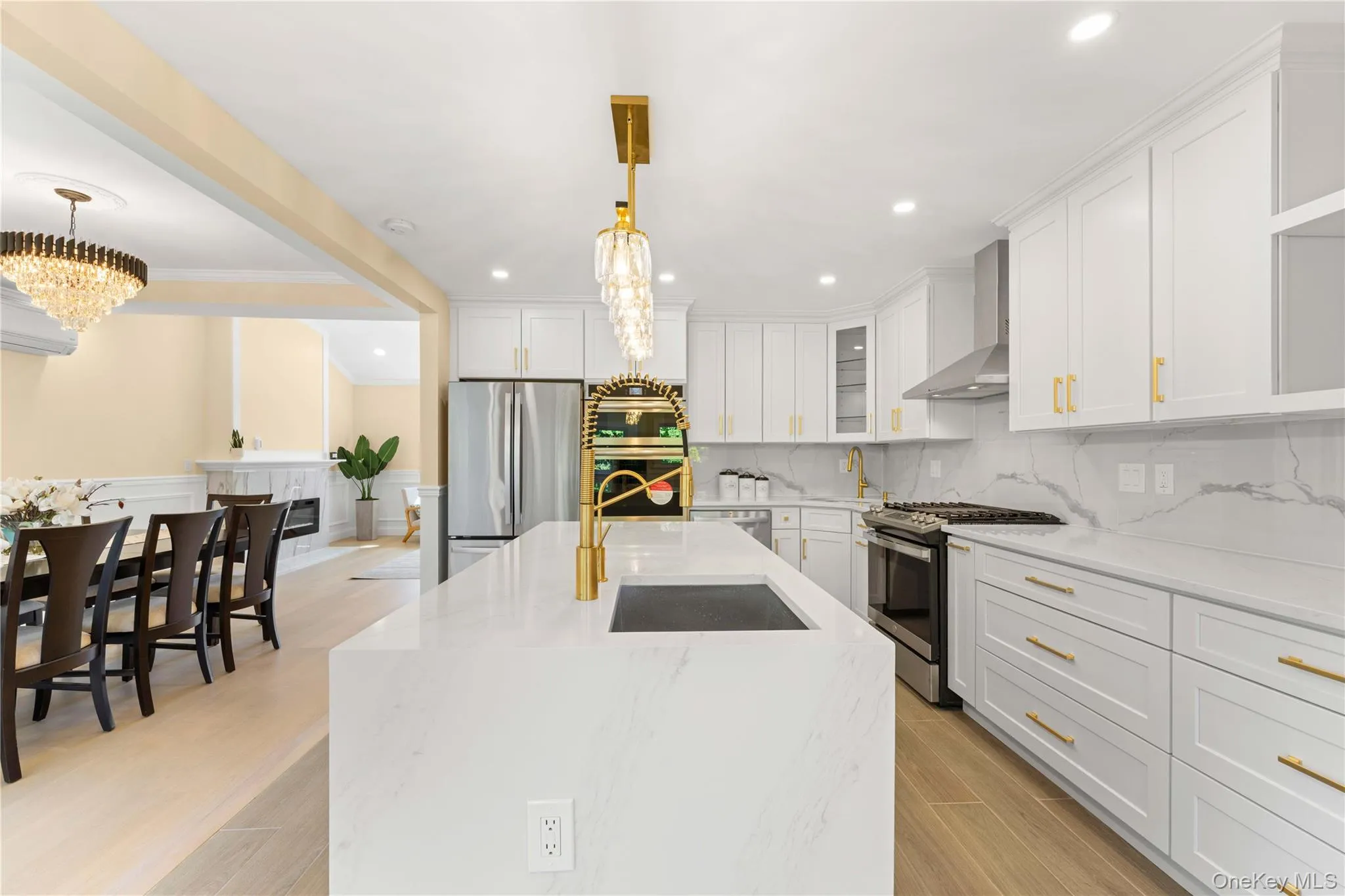 1059 Denton Avenue, North Hempstead, NY, 5 Bedrooms Bedrooms, 12 Rooms Rooms,4 BathroomsBathrooms,Residential,For Rent,Denton,0,1011857 1059 Denton Avenue, North Hempstead, NY, 5 Bedrooms Bedrooms, 12 Rooms Rooms,4 BathroomsBathrooms,Residential,For Rent,Denton,0,1011857