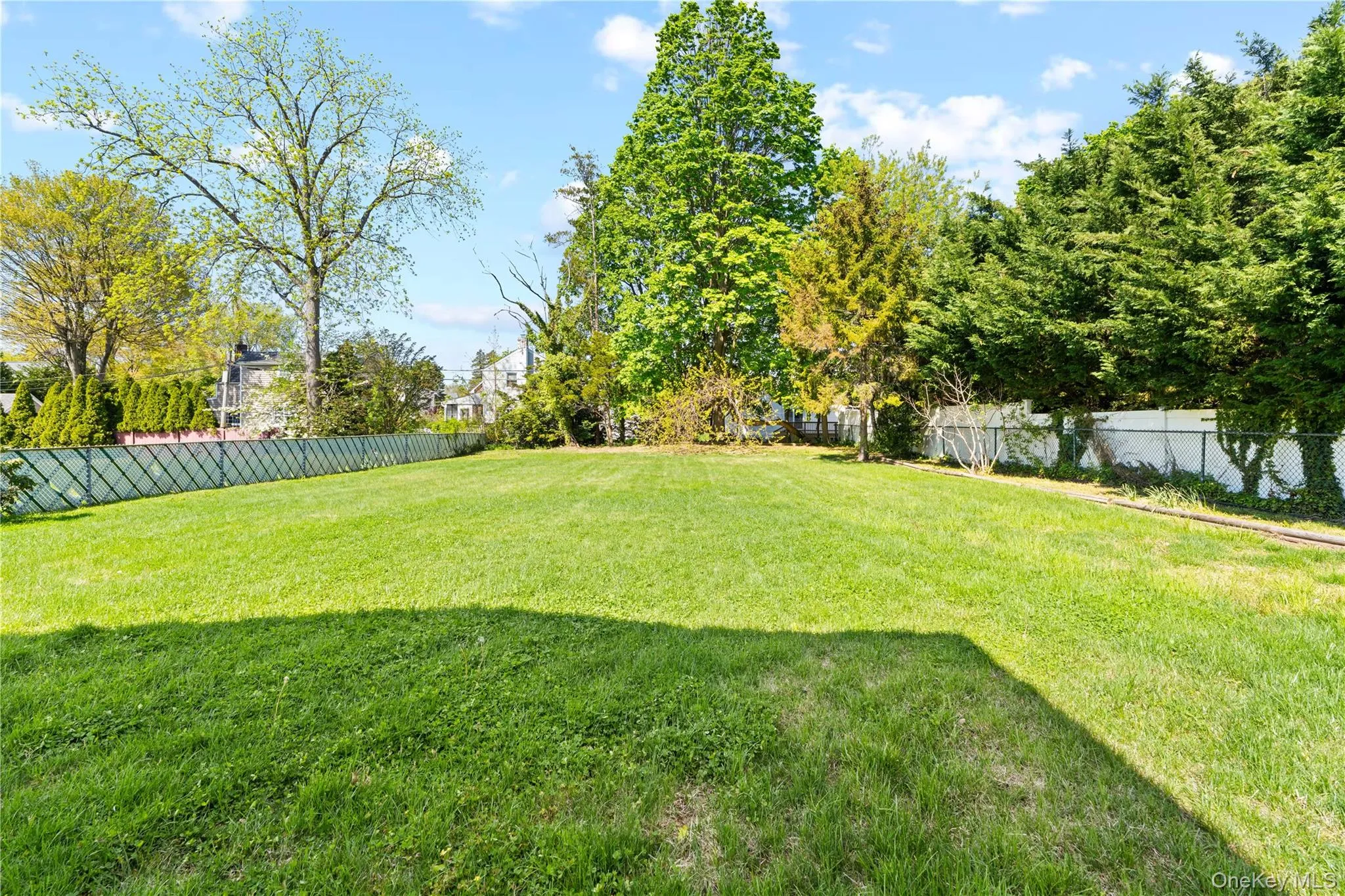 1059 Denton Avenue, North Hempstead, NY, 5 Bedrooms Bedrooms, 12 Rooms Rooms,4 BathroomsBathrooms,Residential,For Rent,Denton,0,1011857 1059 Denton Avenue, North Hempstead, NY, 5 Bedrooms Bedrooms, 12 Rooms Rooms,4 BathroomsBathrooms,Residential,For Rent,Denton,0,1011857