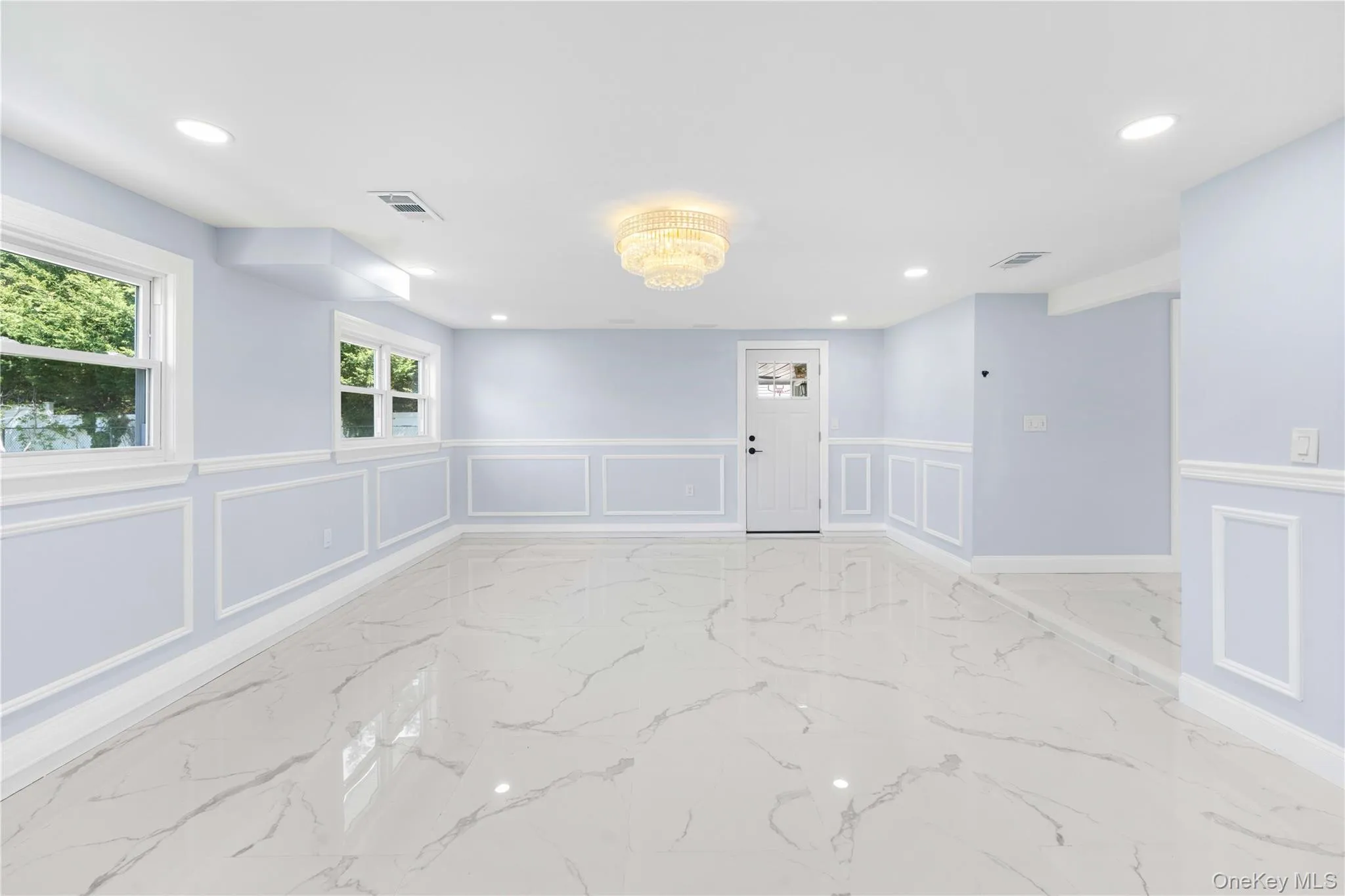 1059 Denton Avenue, North Hempstead, NY, 5 Bedrooms Bedrooms, 12 Rooms Rooms,4 BathroomsBathrooms,Residential,For Rent,Denton,0,1011857 1059 Denton Avenue, North Hempstead, NY, 5 Bedrooms Bedrooms, 12 Rooms Rooms,4 BathroomsBathrooms,Residential,For Rent,Denton,0,1011857