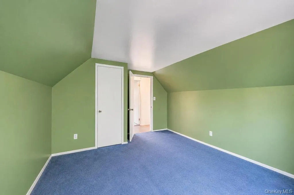 27 Yarnell Street, Islip, NY, 4 Bedrooms Bedrooms, 8 Rooms Rooms,2 BathroomsBathrooms,Residential,For Rent,Yarnell,0,1011864 27 Yarnell Street, Islip, NY, 4 Bedrooms Bedrooms, 8 Rooms Rooms,2 BathroomsBathrooms,Residential,For Rent,Yarnell,0,1011864