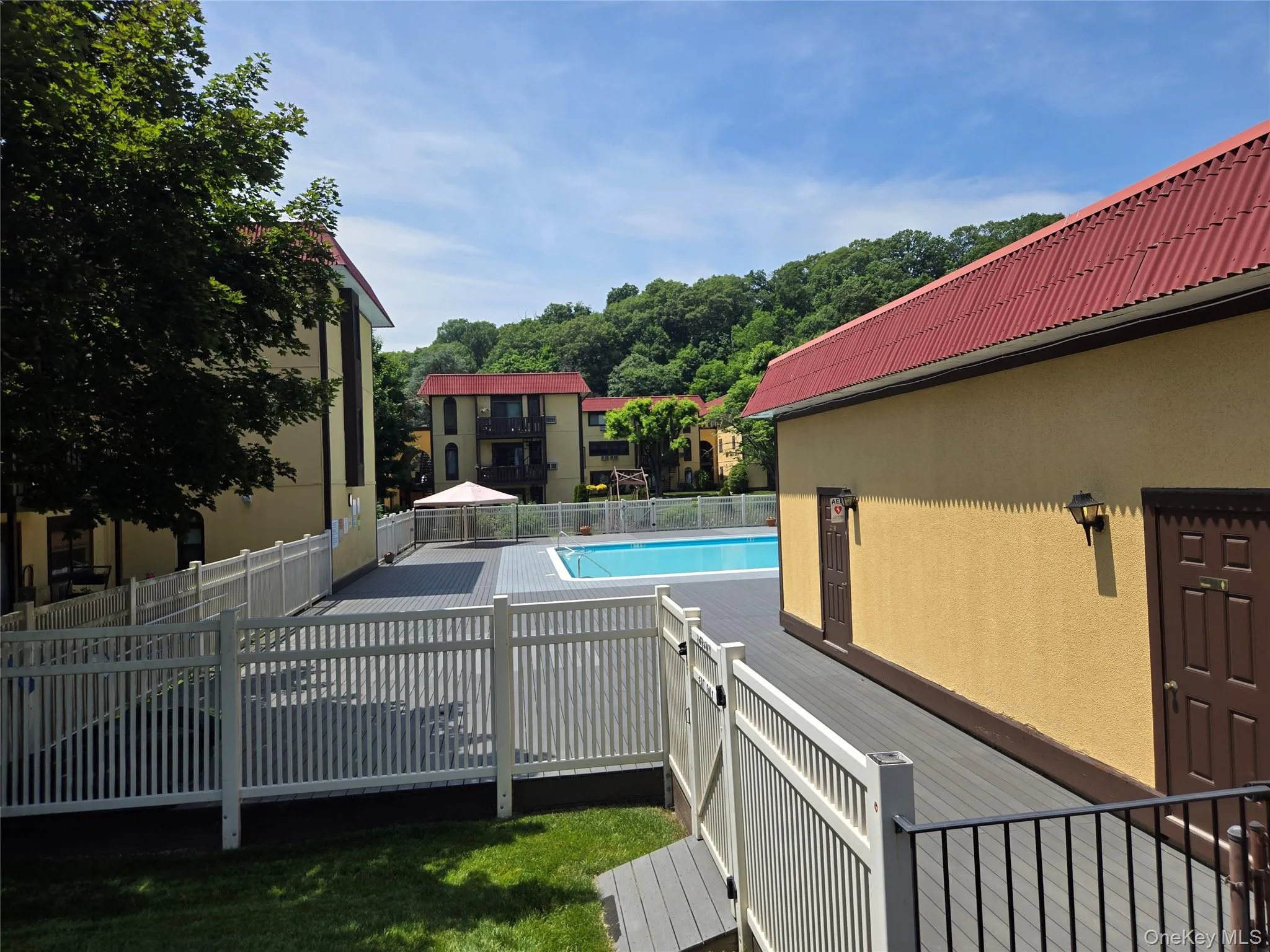 13 Granada Crescent, White Plains, NY, 3 Bedrooms Bedrooms, 8 Rooms Rooms,2 BathroomsBathrooms,Residential,For Rent,Granada,0,1011865 13 Granada Crescent, White Plains, NY, 3 Bedrooms Bedrooms, 8 Rooms Rooms,2 BathroomsBathrooms,Residential,For Rent,Granada,0,1011865