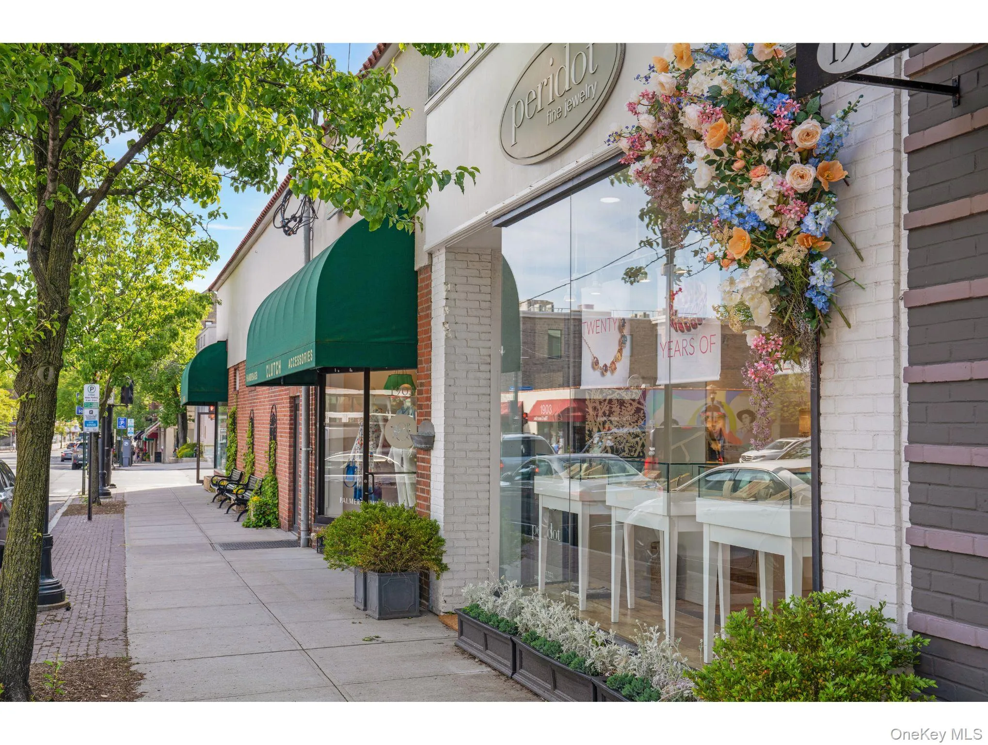 21 Chatsworth Avenue, Mamaroneck, NY, 1 Bedroom Bedrooms, 4 Rooms Rooms,1 BathroomBathrooms,Residential,For Rent,Chatsworth,0,1011868 21 Chatsworth Avenue, Mamaroneck, NY, 1 Bedroom Bedrooms, 4 Rooms Rooms,1 BathroomBathrooms,Residential,For Rent,Chatsworth,0,1011868