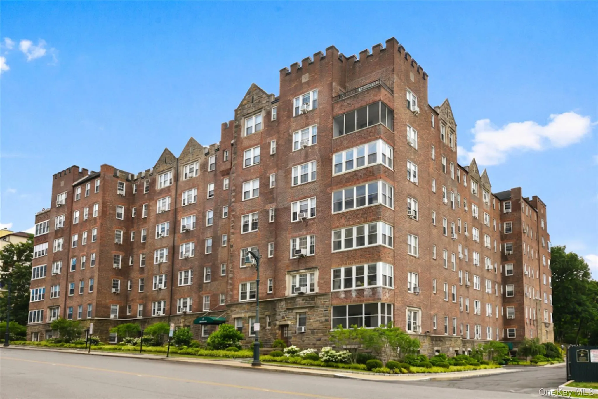 21 Chatsworth Avenue, Mamaroneck, NY, 1 Bedroom Bedrooms, 4 Rooms Rooms,1 BathroomBathrooms,Residential,For Rent,Chatsworth,0,1011868 21 Chatsworth Avenue, Mamaroneck, NY, 1 Bedroom Bedrooms, 4 Rooms Rooms,1 BathroomBathrooms,Residential,For Rent,Chatsworth,0,1011868