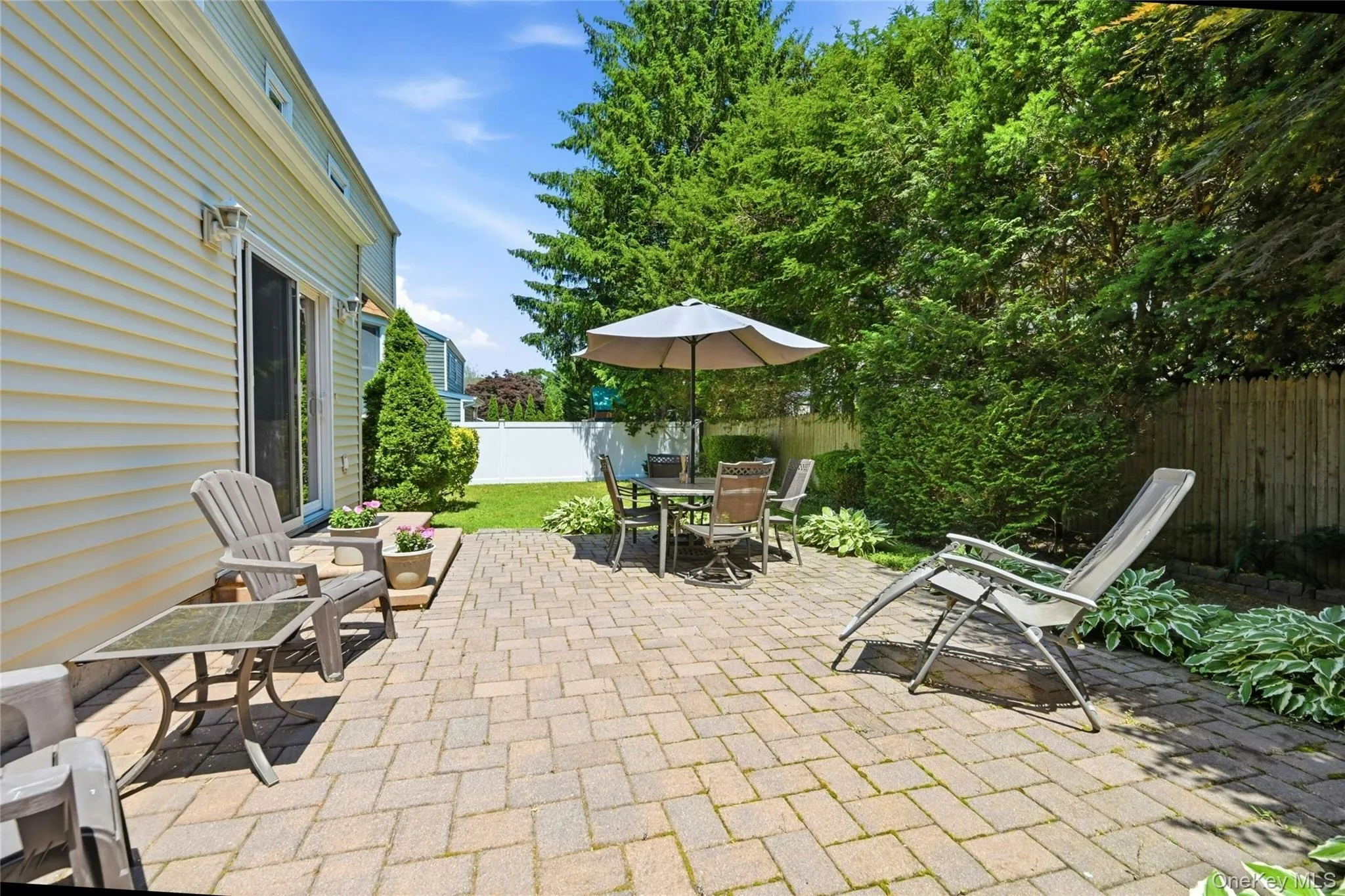 19 Stimson Place, Huntington, NY, 4 Bedrooms Bedrooms, 8 Rooms Rooms,2 BathroomsBathrooms,Residential,For Rent,Stimson,0,1011870 19 Stimson Place, Huntington, NY, 4 Bedrooms Bedrooms, 8 Rooms Rooms,2 BathroomsBathrooms,Residential,For Rent,Stimson,0,1011870