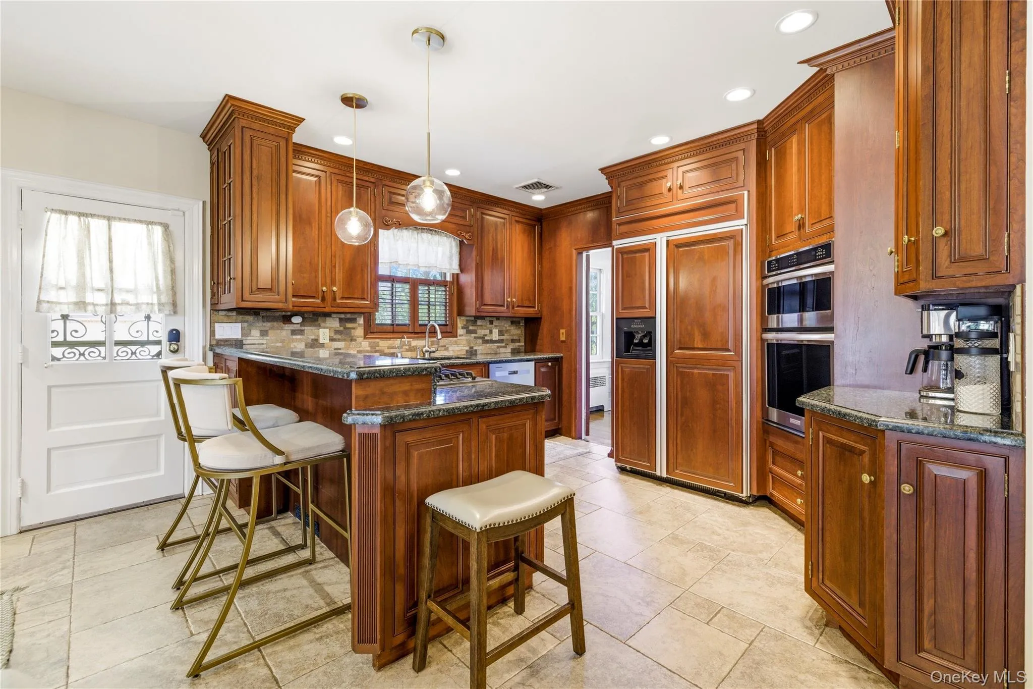 49 Andover Road, Hempstead, NY, 4 Bedrooms Bedrooms, 8 Rooms Rooms,2 BathroomsBathrooms,Residential,For Rent,Andover,0,1011875 49 Andover Road, Hempstead, NY, 4 Bedrooms Bedrooms, 8 Rooms Rooms,2 BathroomsBathrooms,Residential,For Rent,Andover,0,1011875