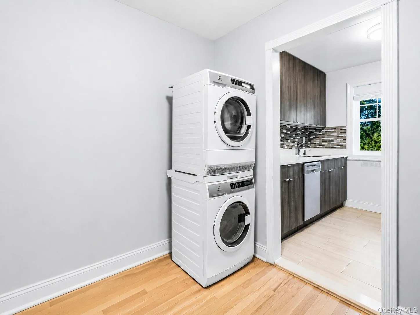 78-17 226th Street, New York, NY, 1 Bedroom Bedrooms, 4 Rooms Rooms,1 BathroomBathrooms,Residential,For Rent,226th,0,1011879 78-17 226th Street, New York, NY, 1 Bedroom Bedrooms, 4 Rooms Rooms,1 BathroomBathrooms,Residential,For Rent,226th,0,1011879