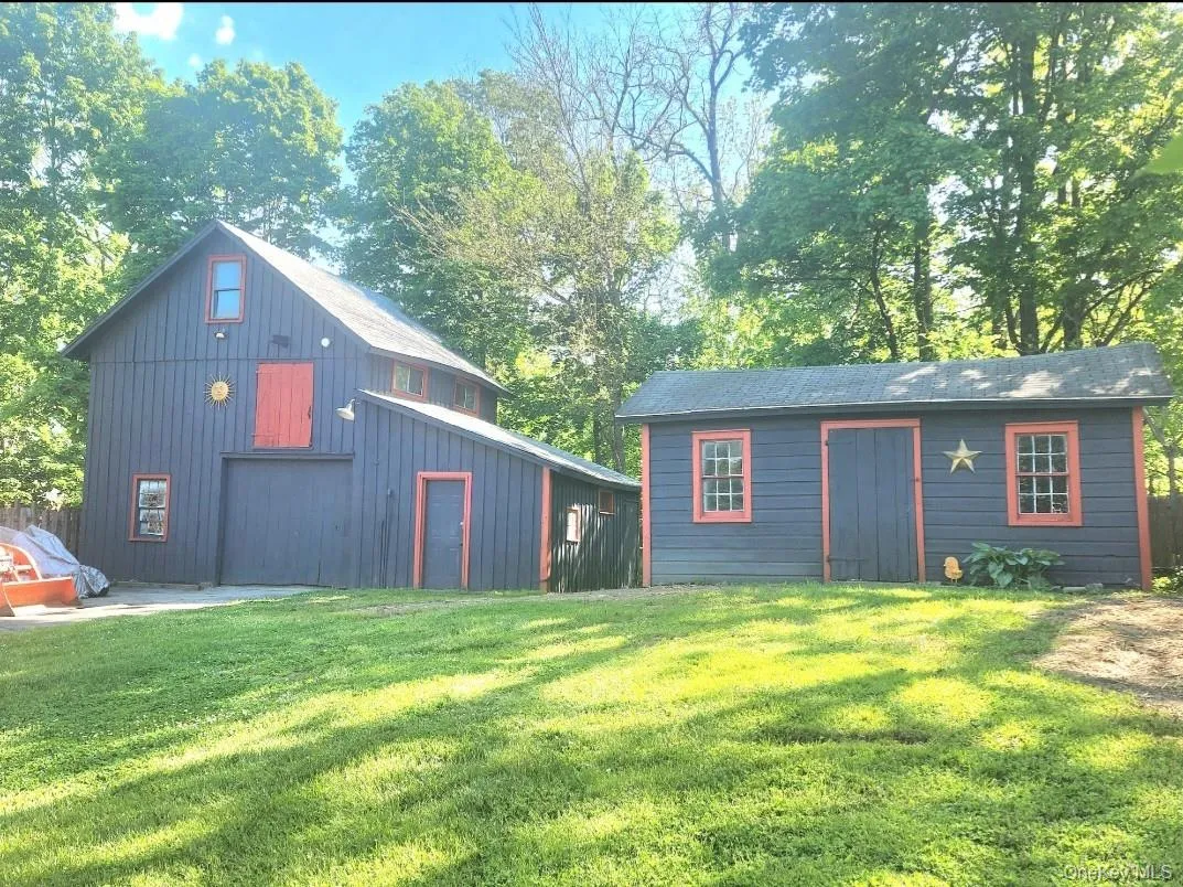 9 Maple Street, Fishkill, NY, 2 Bedrooms Bedrooms, 4 Rooms Rooms,1 BathroomBathrooms,Residential,For Rent,Maple,0,1011884 9 Maple Street, Fishkill, NY, 2 Bedrooms Bedrooms, 4 Rooms Rooms,1 BathroomBathrooms,Residential,For Rent,Maple,0,1011884