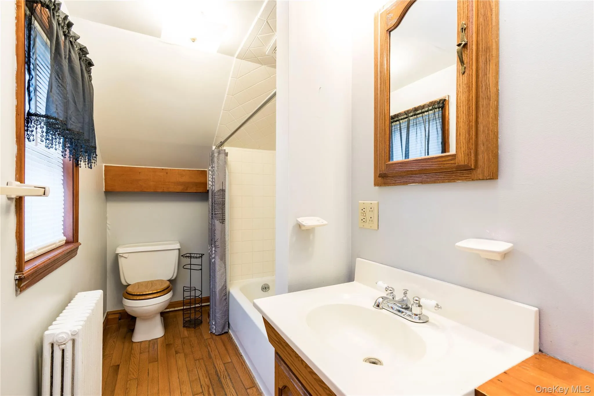 Upstairs Bath Upstairs Bath