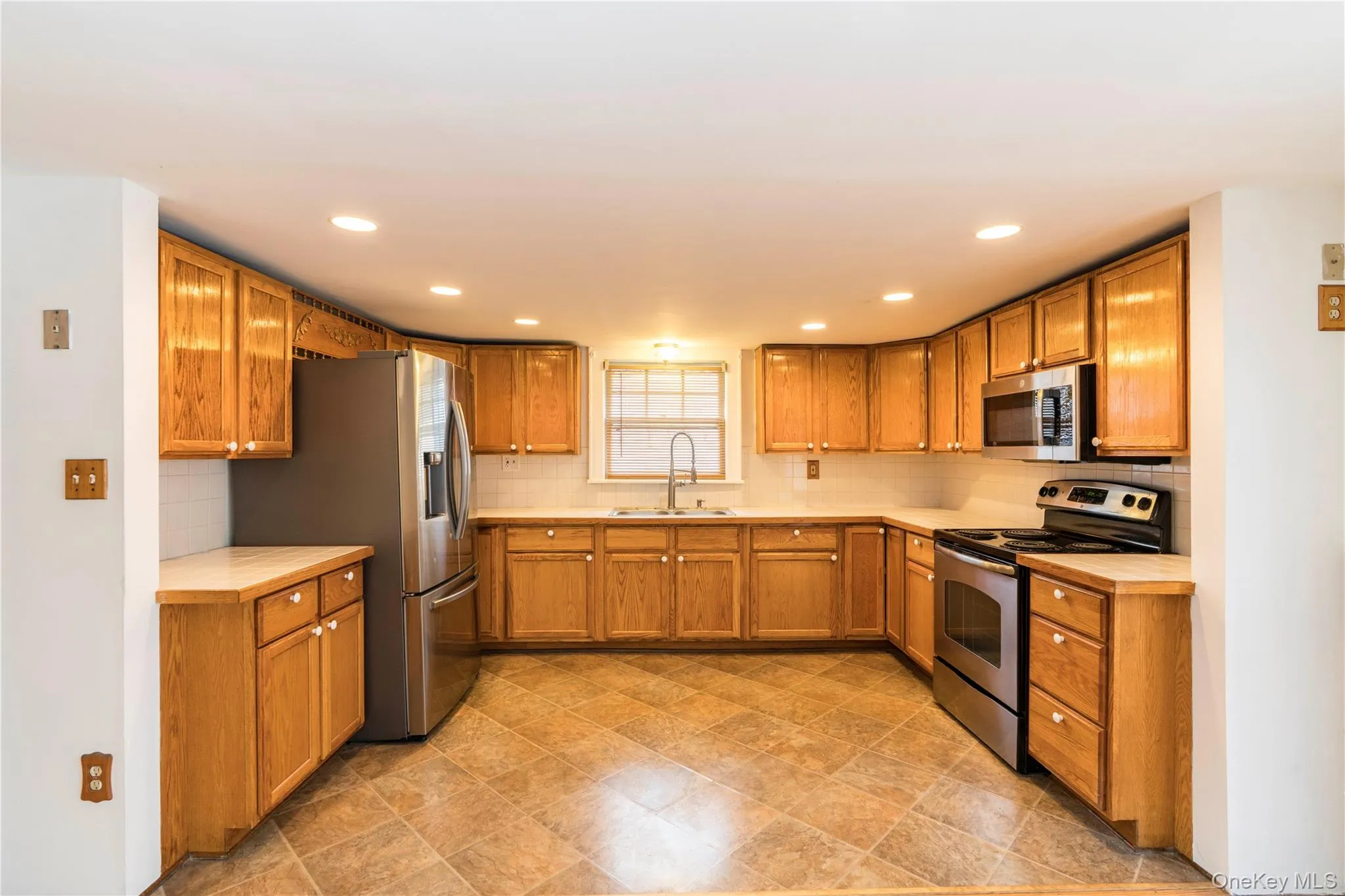 9 Maple Street, Fishkill, NY, 2 Bedrooms Bedrooms, 4 Rooms Rooms,1 BathroomBathrooms,Residential,For Rent,Maple,0,1011884 9 Maple Street, Fishkill, NY, 2 Bedrooms Bedrooms, 4 Rooms Rooms,1 BathroomBathrooms,Residential,For Rent,Maple,0,1011884