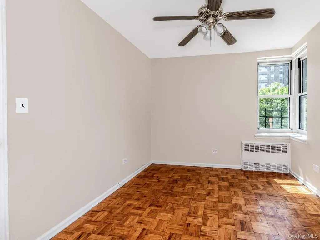629 Kappock Street, New York, NY, 2 Bedrooms Bedrooms, 4 Rooms Rooms,1 BathroomBathrooms,Residential,For Rent,Kappock,0,1011885 629 Kappock Street, New York, NY, 2 Bedrooms Bedrooms, 4 Rooms Rooms,1 BathroomBathrooms,Residential,For Rent,Kappock,0,1011885