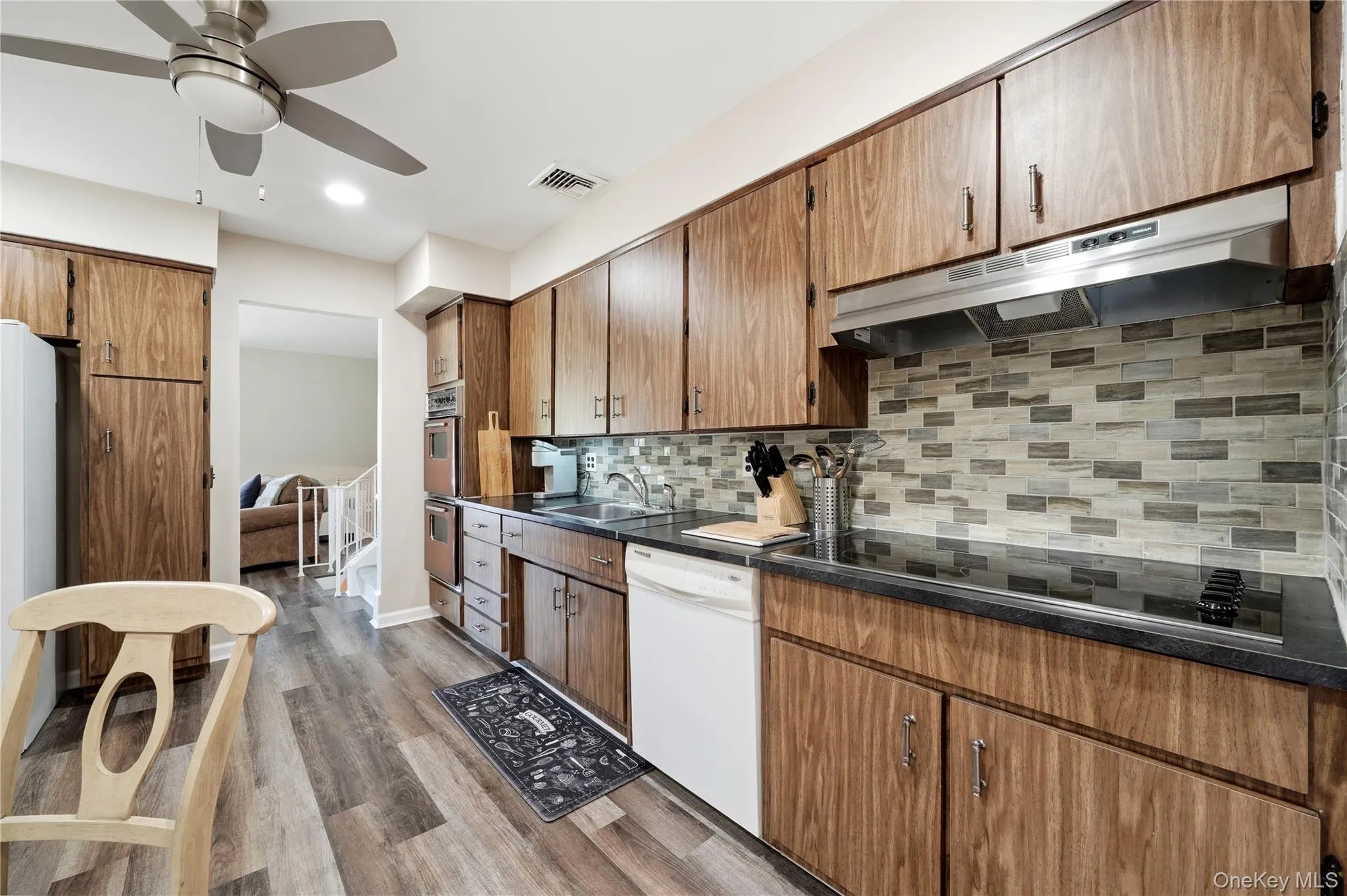 1853 Decatur Avenue, Hempstead, NY, 4 Bedrooms Bedrooms, 9 Rooms Rooms,3 BathroomsBathrooms,Residential,For Rent,Decatur,0,KEY1011889 1853 Decatur Avenue, Hempstead, NY, 4 Bedrooms Bedrooms, 9 Rooms Rooms,3 BathroomsBathrooms,Residential,For Rent,Decatur,0,KEY1011889