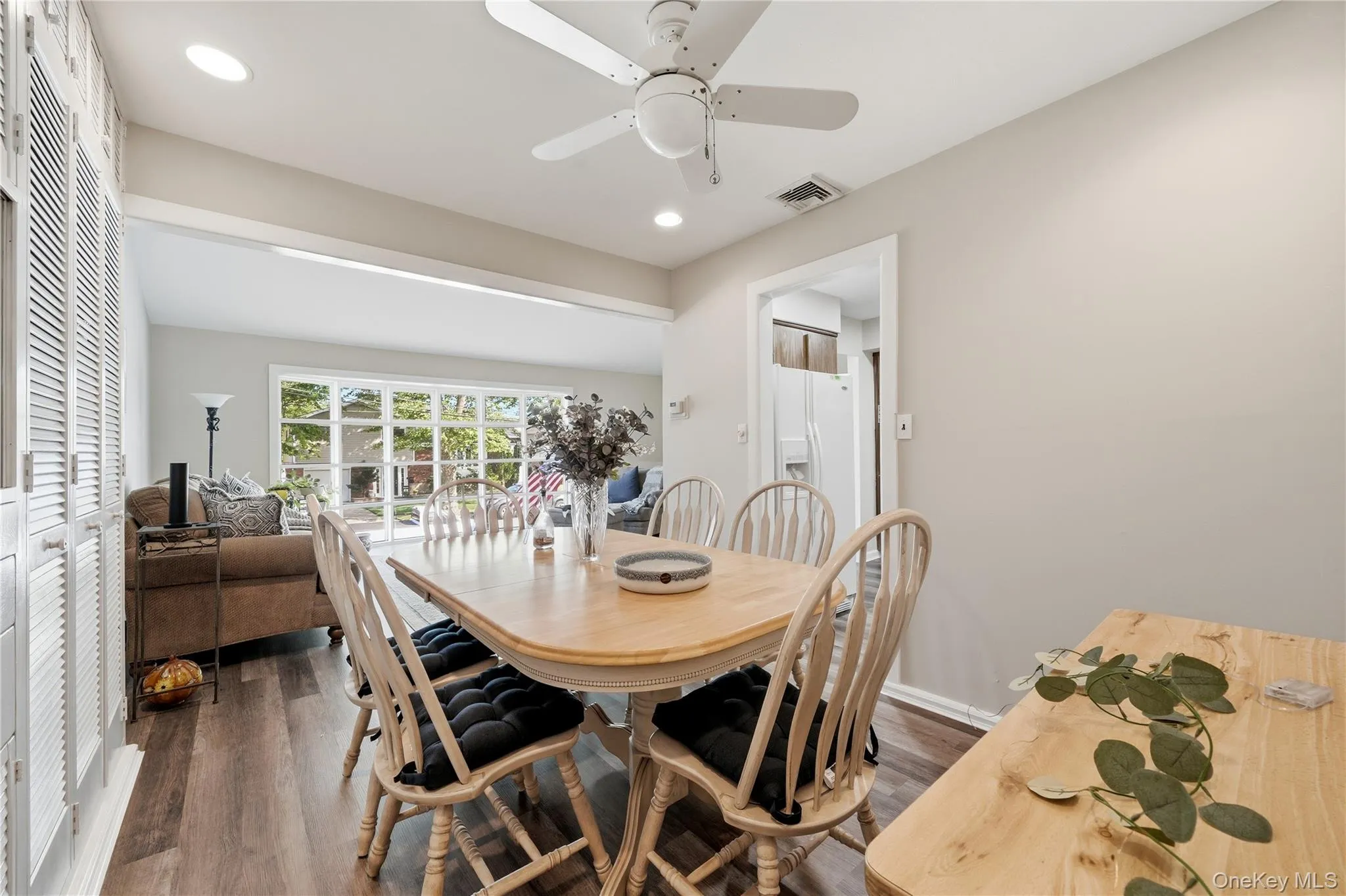 1853 Decatur Avenue, Hempstead, NY, 4 Bedrooms Bedrooms, 9 Rooms Rooms,3 BathroomsBathrooms,Residential,For Rent,Decatur,0,KEY1011889 1853 Decatur Avenue, Hempstead, NY, 4 Bedrooms Bedrooms, 9 Rooms Rooms,3 BathroomsBathrooms,Residential,For Rent,Decatur,0,KEY1011889