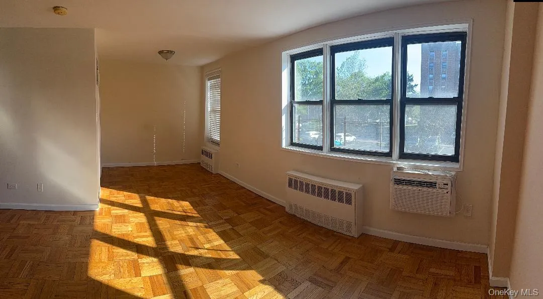 84-29 155th Avenue, New York, NY, 2 Rooms Rooms,1 BathroomBathrooms,Residential,For Rent,155th,0,1011891 84-29 155th Avenue, New York, NY, 2 Rooms Rooms,1 BathroomBathrooms,Residential,For Rent,155th,0,1011891