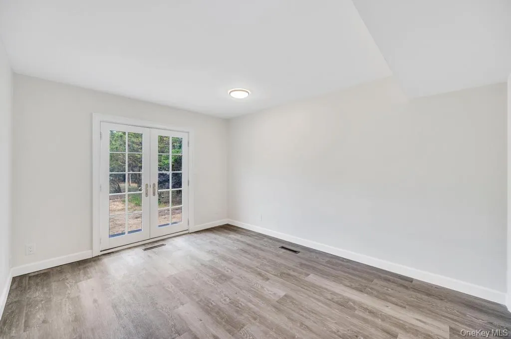 3 Beach Plum Drive, Huntington, NY, 5 Bedrooms Bedrooms, 8 Rooms Rooms,3 BathroomsBathrooms,Residential,For Rent,Beach Plum,0,1011892 3 Beach Plum Drive, Huntington, NY, 5 Bedrooms Bedrooms, 8 Rooms Rooms,3 BathroomsBathrooms,Residential,For Rent,Beach Plum,0,1011892