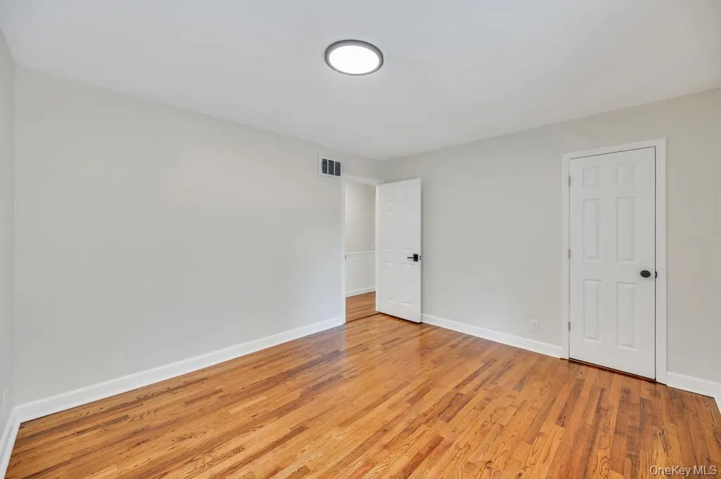 3 Beach Plum Drive, Huntington, NY, 5 Bedrooms Bedrooms, 8 Rooms Rooms,3 BathroomsBathrooms,Residential,For Rent,Beach Plum,0,1011892 3 Beach Plum Drive, Huntington, NY, 5 Bedrooms Bedrooms, 8 Rooms Rooms,3 BathroomsBathrooms,Residential,For Rent,Beach Plum,0,1011892