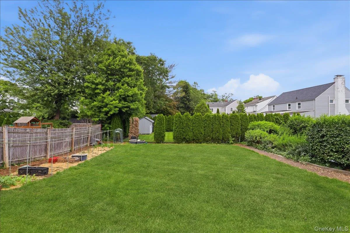 6 Deerfield Avenue, Eastchester, NY, 3 Bedrooms Bedrooms, 6 Rooms Rooms,1 BathroomBathrooms,Residential,For Rent,Deerfield,0,1011893 6 Deerfield Avenue, Eastchester, NY, 3 Bedrooms Bedrooms, 6 Rooms Rooms,1 BathroomBathrooms,Residential,For Rent,Deerfield,0,1011893