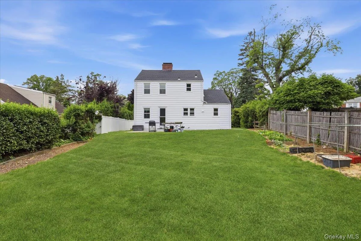 6 Deerfield Avenue, Eastchester, NY, 3 Bedrooms Bedrooms, 6 Rooms Rooms,1 BathroomBathrooms,Residential,For Rent,Deerfield,0,1011893 6 Deerfield Avenue, Eastchester, NY, 3 Bedrooms Bedrooms, 6 Rooms Rooms,1 BathroomBathrooms,Residential,For Rent,Deerfield,0,1011893