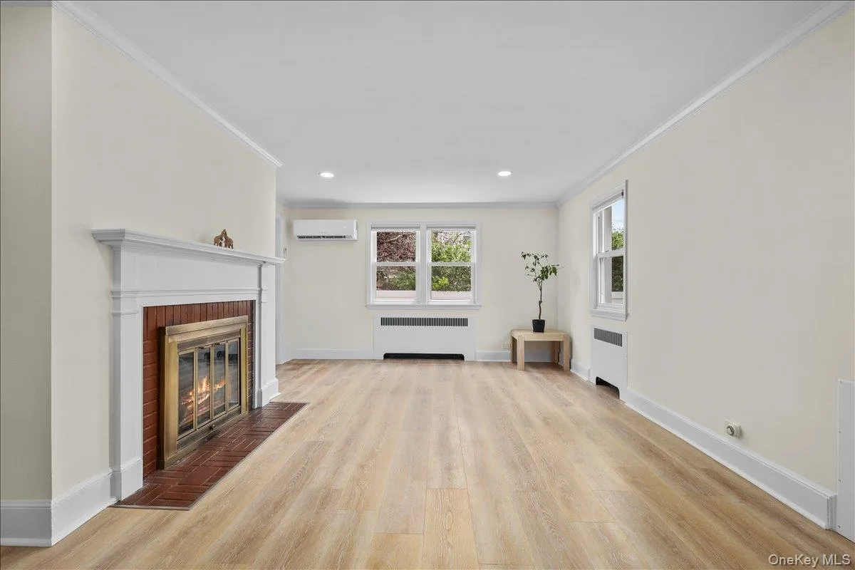 6 Deerfield Avenue, Eastchester, NY, 3 Bedrooms Bedrooms, 6 Rooms Rooms,1 BathroomBathrooms,Residential,For Rent,Deerfield,0,1011893 6 Deerfield Avenue, Eastchester, NY, 3 Bedrooms Bedrooms, 6 Rooms Rooms,1 BathroomBathrooms,Residential,For Rent,Deerfield,0,1011893