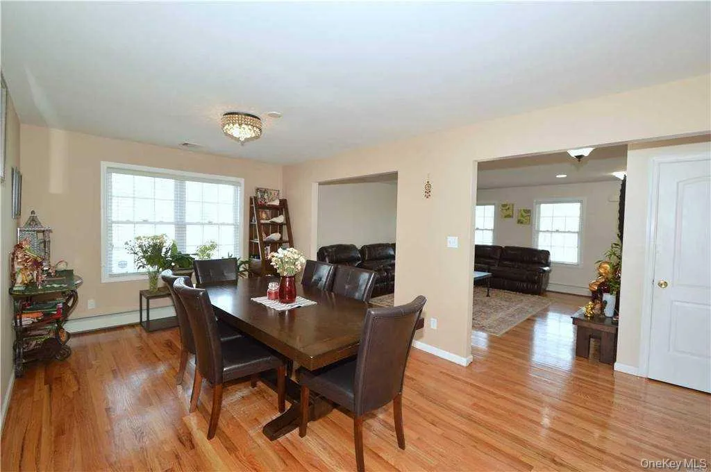 106 Roosevelt Avenue, Oyster Bay, NY, 4 Bedrooms Bedrooms, 7 Rooms Rooms,2 BathroomsBathrooms,Residential,For Rent,Roosevelt,0,1011896 106 Roosevelt Avenue, Oyster Bay, NY, 4 Bedrooms Bedrooms, 7 Rooms Rooms,2 BathroomsBathrooms,Residential,For Rent,Roosevelt,0,1011896