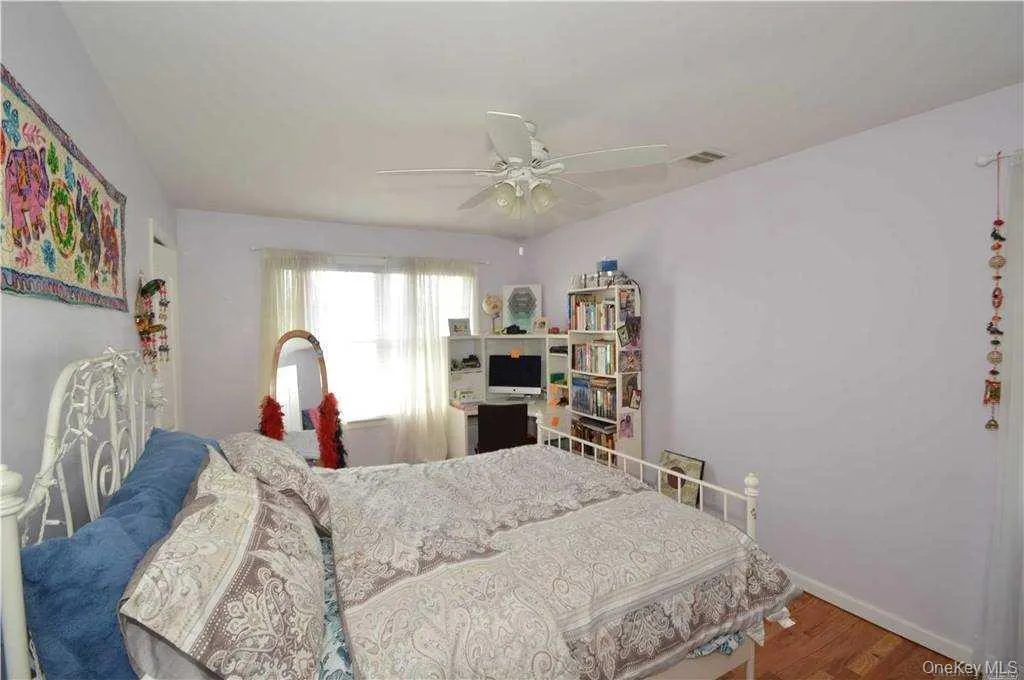 106 Roosevelt Avenue, Oyster Bay, NY, 4 Bedrooms Bedrooms, 7 Rooms Rooms,2 BathroomsBathrooms,Residential,For Rent,Roosevelt,0,1011896 106 Roosevelt Avenue, Oyster Bay, NY, 4 Bedrooms Bedrooms, 7 Rooms Rooms,2 BathroomsBathrooms,Residential,For Rent,Roosevelt,0,1011896