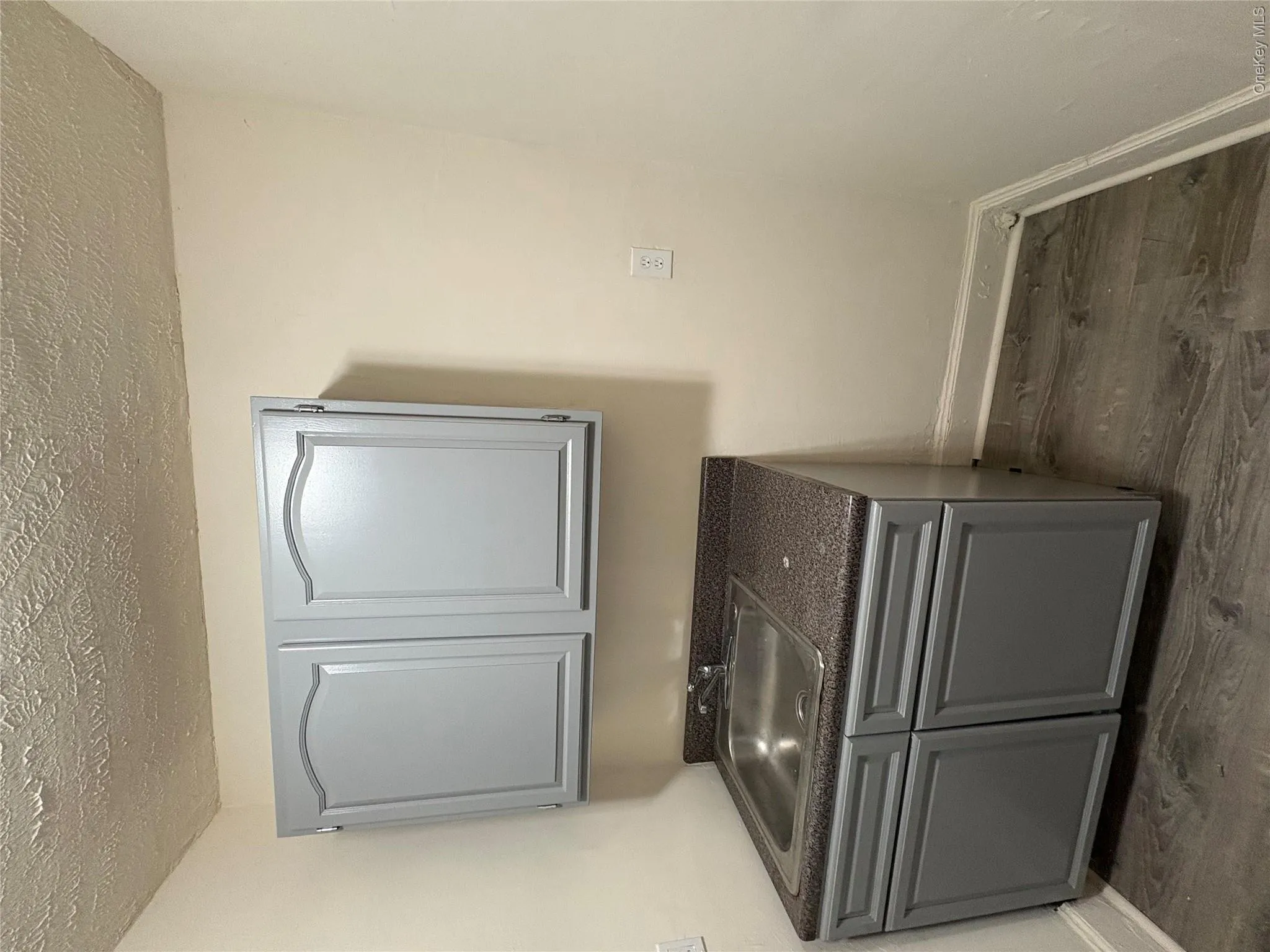30 Locust Hill Avenue, Yonkers, NY, 1 Bedroom Bedrooms, 5 Rooms Rooms,1 BathroomBathrooms,Residential Lease,For Rent,Locust Hill,0,1011898 30 Locust Hill Avenue, Yonkers, NY, 1 Bedroom Bedrooms, 5 Rooms Rooms,1 BathroomBathrooms,Residential Lease,For Rent,Locust Hill,0,1011898