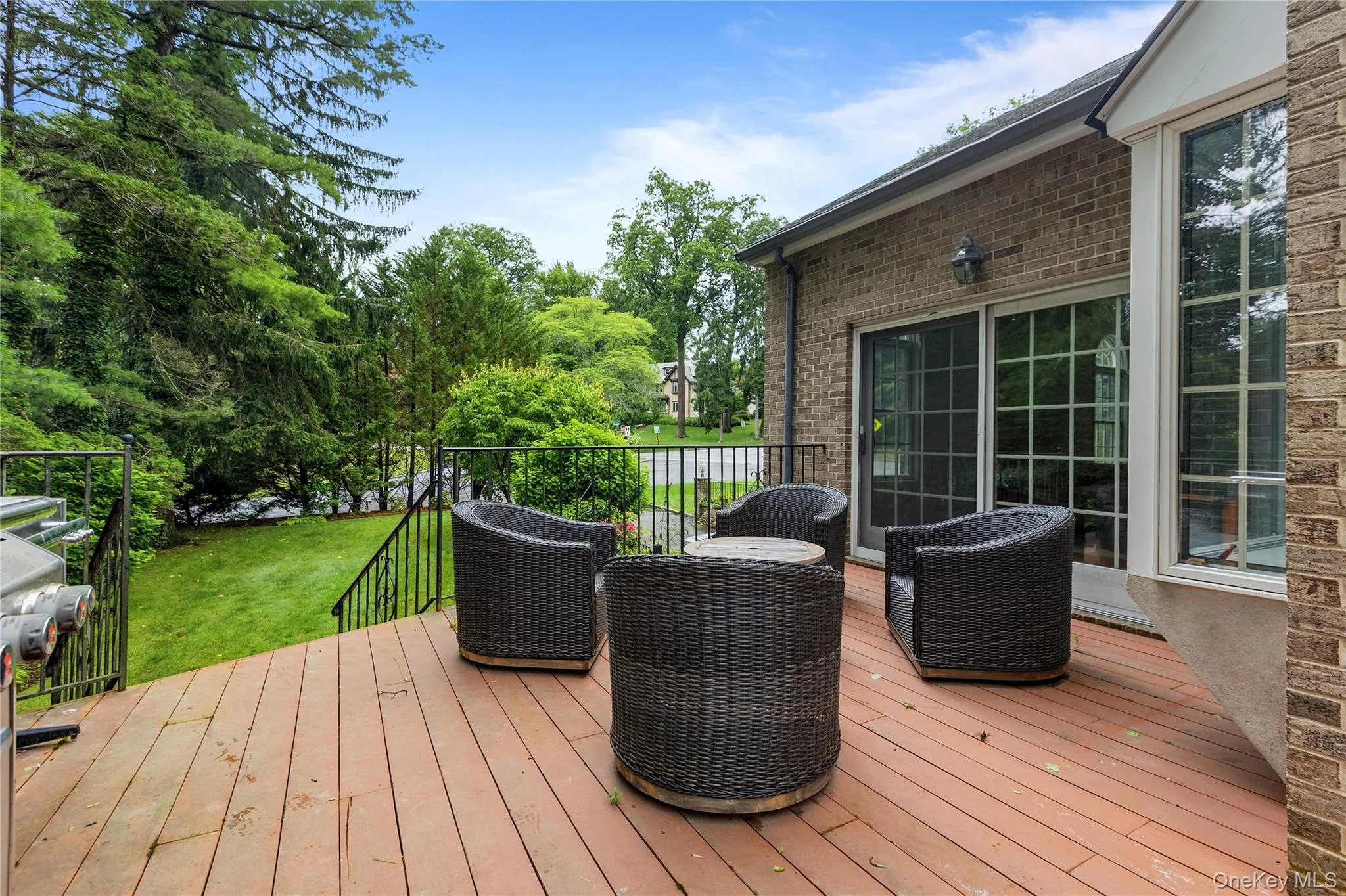 191 Beechmont Drive, New Rochelle, NY, 4 Bedrooms Bedrooms, 8 Rooms Rooms,2 BathroomsBathrooms,Residential,For Rent,Beechmont,0,1011899 191 Beechmont Drive, New Rochelle, NY, 4 Bedrooms Bedrooms, 8 Rooms Rooms,2 BathroomsBathrooms,Residential,For Rent,Beechmont,0,1011899