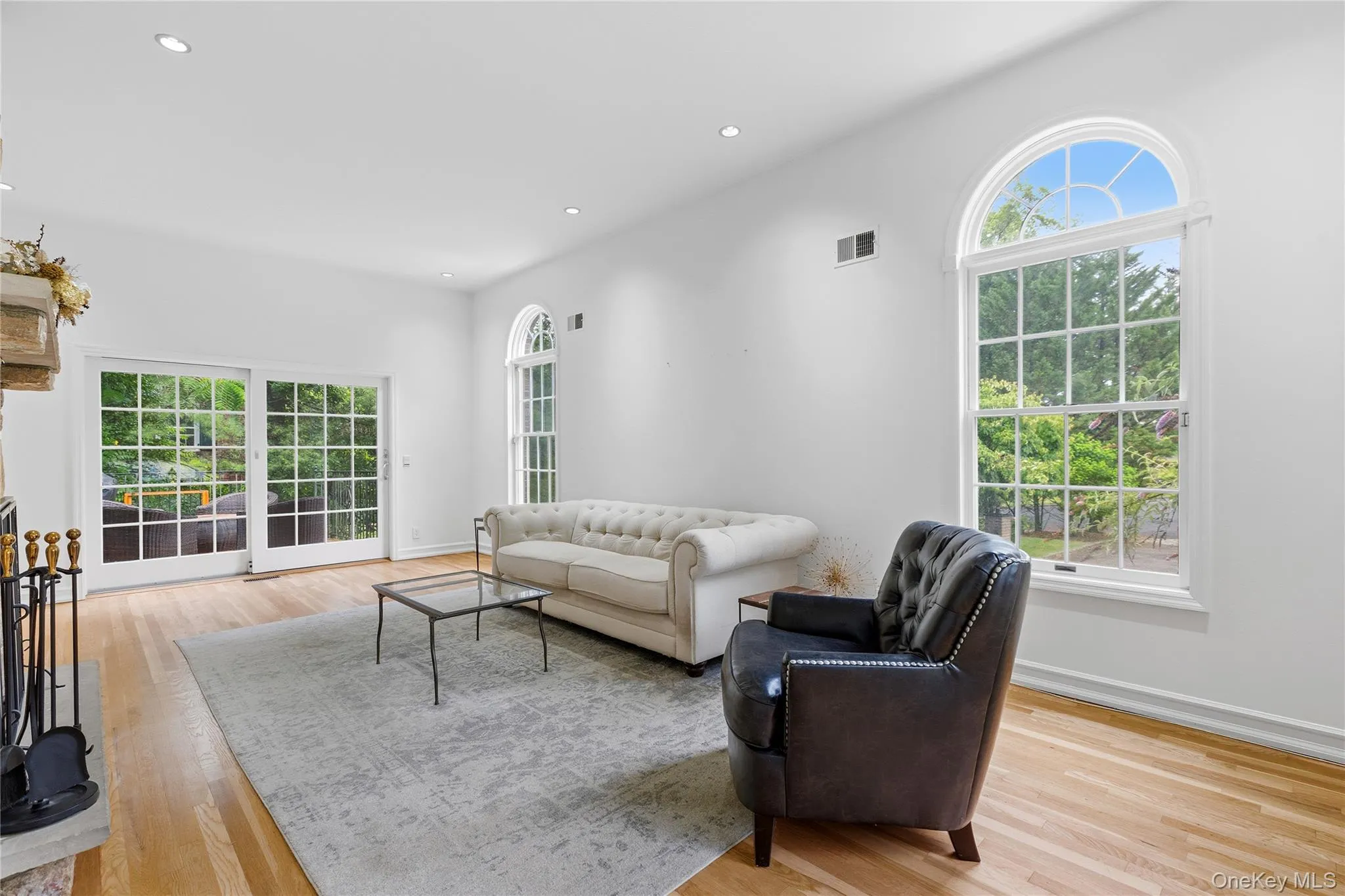 191 Beechmont Drive, New Rochelle, NY, 4 Bedrooms Bedrooms, 8 Rooms Rooms,2 BathroomsBathrooms,Residential,For Rent,Beechmont,0,1011899 191 Beechmont Drive, New Rochelle, NY, 4 Bedrooms Bedrooms, 8 Rooms Rooms,2 BathroomsBathrooms,Residential,For Rent,Beechmont,0,1011899