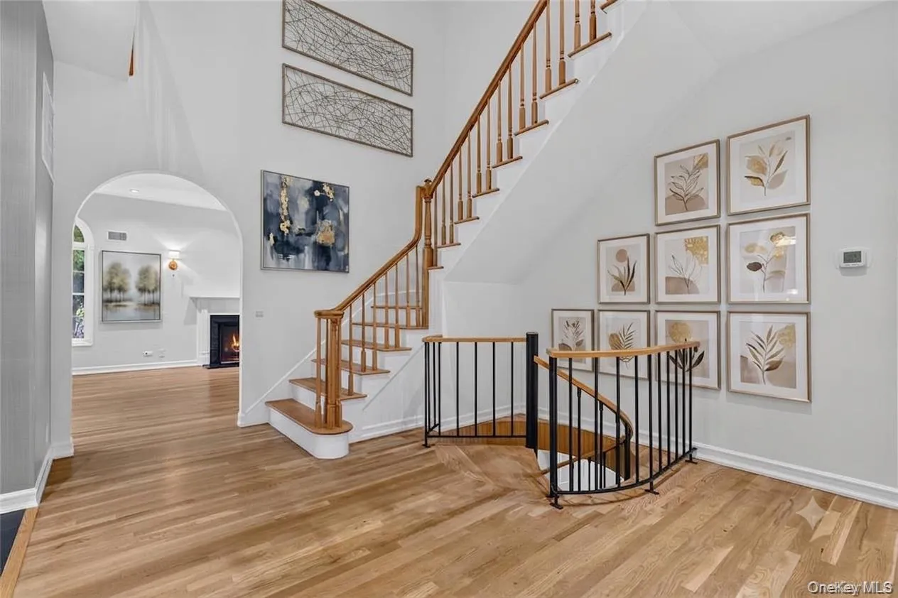 191 Beechmont Drive, New Rochelle, NY, 4 Bedrooms Bedrooms, 8 Rooms Rooms,2 BathroomsBathrooms,Residential,For Rent,Beechmont,0,1011899 191 Beechmont Drive, New Rochelle, NY, 4 Bedrooms Bedrooms, 8 Rooms Rooms,2 BathroomsBathrooms,Residential,For Rent,Beechmont,0,1011899