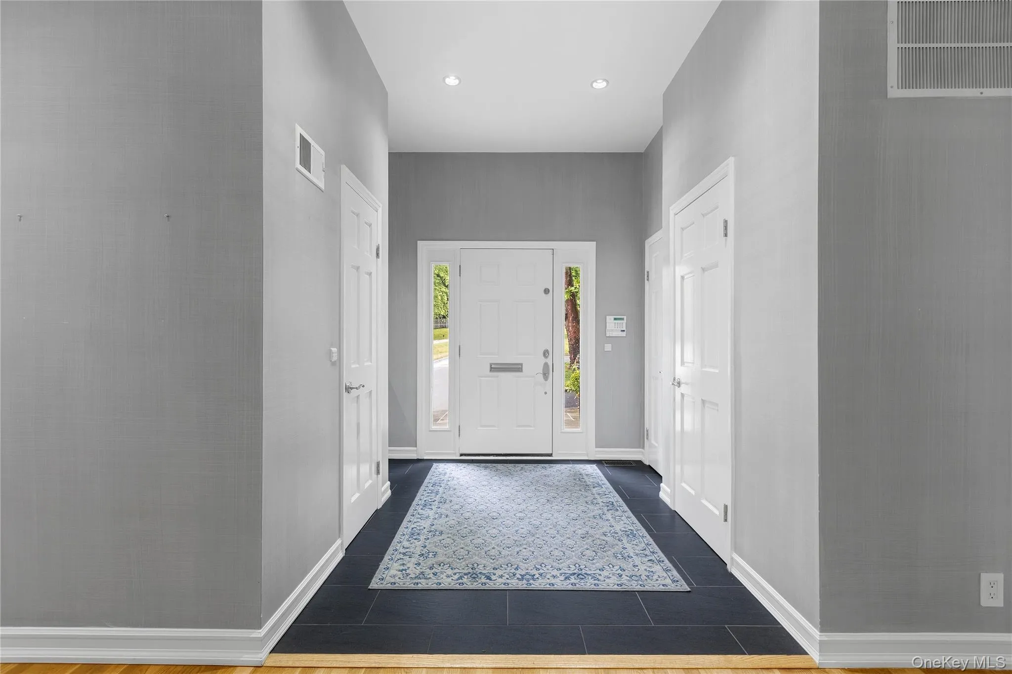 191 Beechmont Drive, New Rochelle, NY, 4 Bedrooms Bedrooms, 8 Rooms Rooms,2 BathroomsBathrooms,Residential,For Rent,Beechmont,0,1011899 191 Beechmont Drive, New Rochelle, NY, 4 Bedrooms Bedrooms, 8 Rooms Rooms,2 BathroomsBathrooms,Residential,For Rent,Beechmont,0,1011899