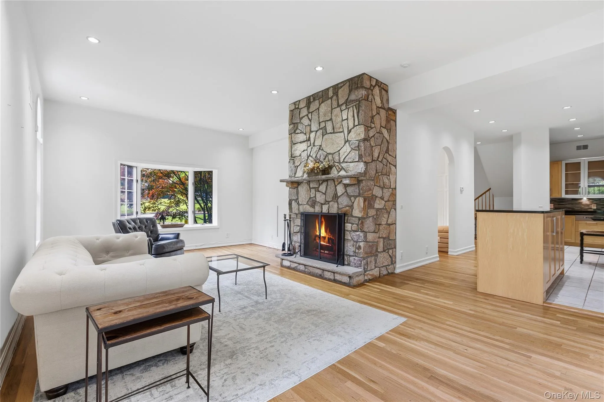 191 Beechmont Drive, New Rochelle, NY, 4 Bedrooms Bedrooms, 8 Rooms Rooms,2 BathroomsBathrooms,Residential,For Rent,Beechmont,0,1011899 191 Beechmont Drive, New Rochelle, NY, 4 Bedrooms Bedrooms, 8 Rooms Rooms,2 BathroomsBathrooms,Residential,For Rent,Beechmont,0,1011899