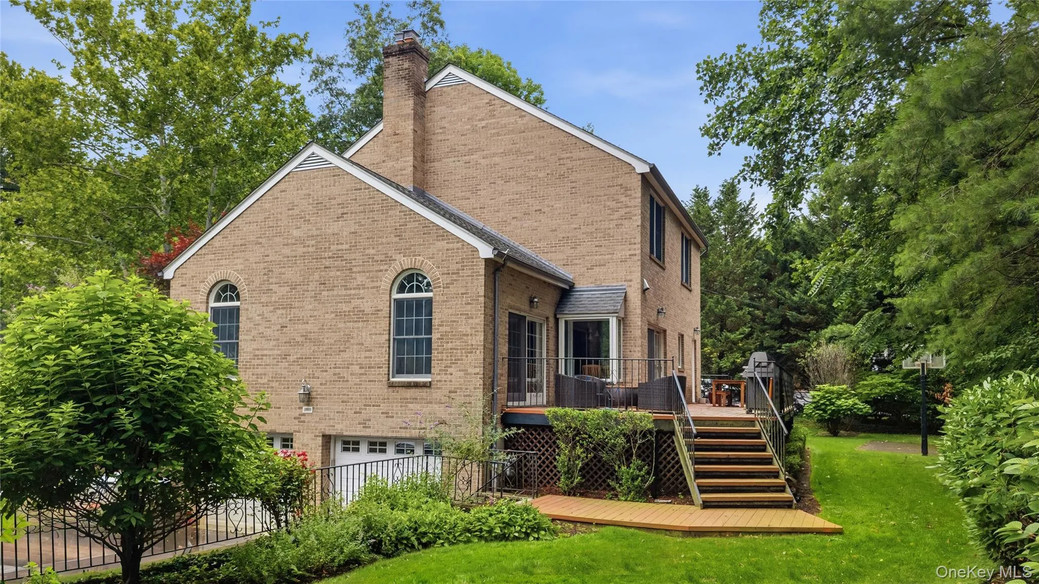 191 Beechmont Drive, New Rochelle, NY, 4 Bedrooms Bedrooms, 8 Rooms Rooms,2 BathroomsBathrooms,Residential,For Rent,Beechmont,0,1011899 191 Beechmont Drive, New Rochelle, NY, 4 Bedrooms Bedrooms, 8 Rooms Rooms,2 BathroomsBathrooms,Residential,For Rent,Beechmont,0,1011899