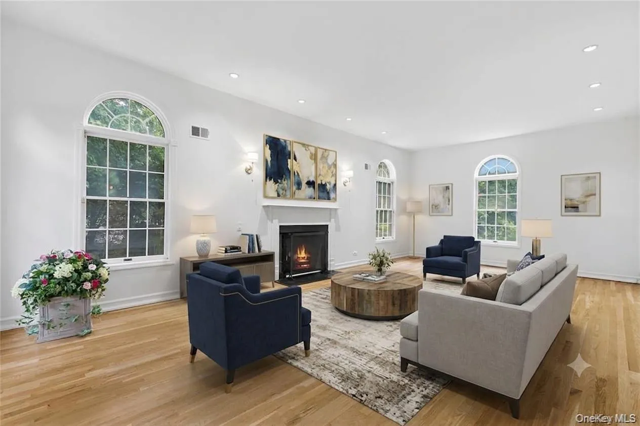 191 Beechmont Drive, New Rochelle, NY, 4 Bedrooms Bedrooms, 8 Rooms Rooms,2 BathroomsBathrooms,Residential,For Rent,Beechmont,0,1011899 191 Beechmont Drive, New Rochelle, NY, 4 Bedrooms Bedrooms, 8 Rooms Rooms,2 BathroomsBathrooms,Residential,For Rent,Beechmont,0,1011899