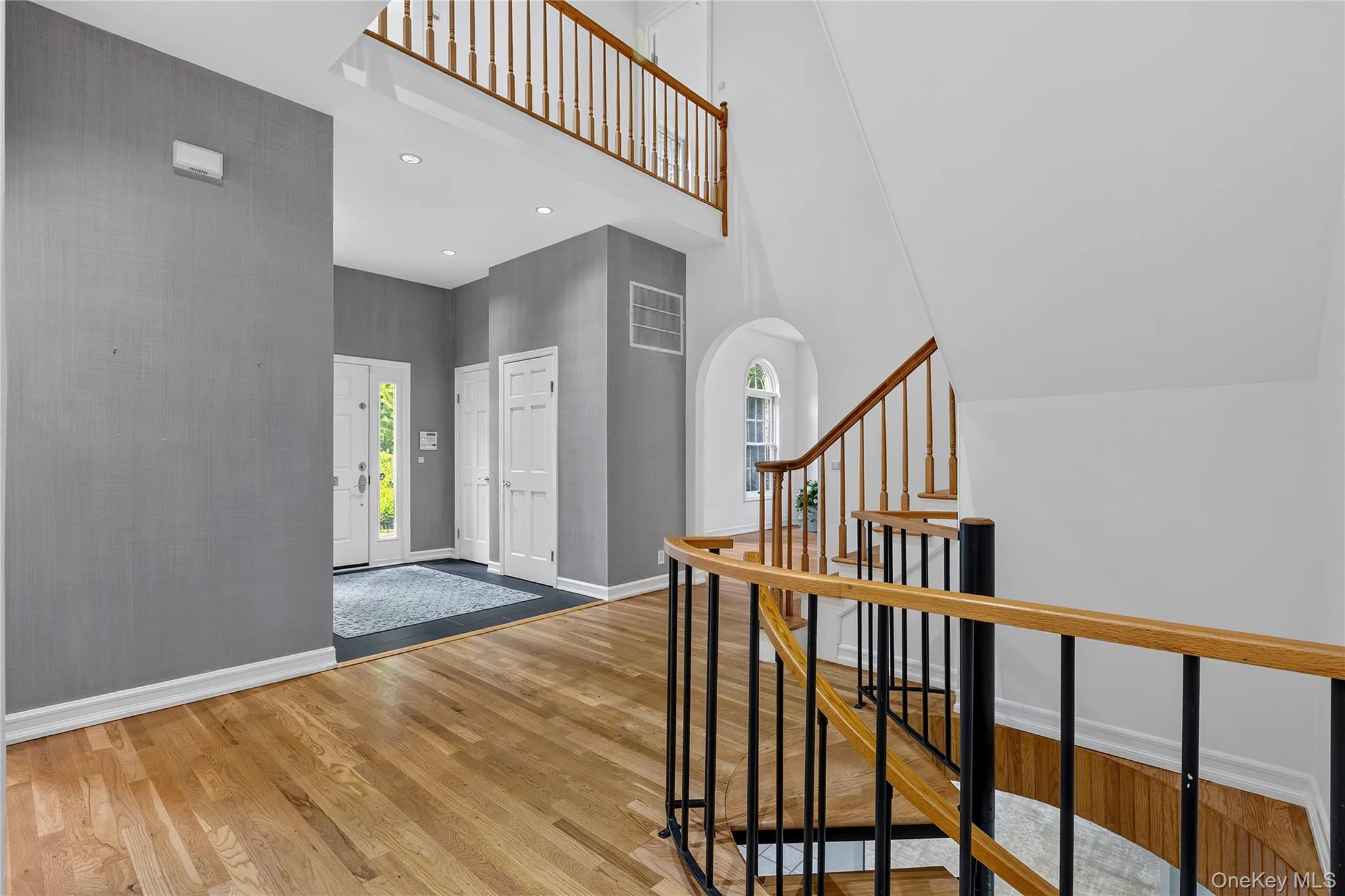 191 Beechmont Drive, New Rochelle, NY, 4 Bedrooms Bedrooms, 8 Rooms Rooms,2 BathroomsBathrooms,Residential,For Rent,Beechmont,0,1011899 191 Beechmont Drive, New Rochelle, NY, 4 Bedrooms Bedrooms, 8 Rooms Rooms,2 BathroomsBathrooms,Residential,For Rent,Beechmont,0,1011899