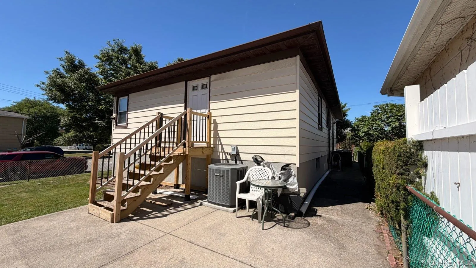 45-69 204th Street, New York, NY, 3 Bedrooms Bedrooms, 8 Rooms Rooms,1 BathroomBathrooms,Residential,For Rent,204th,0,1011900 45-69 204th Street, New York, NY, 3 Bedrooms Bedrooms, 8 Rooms Rooms,1 BathroomBathrooms,Residential,For Rent,204th,0,1011900