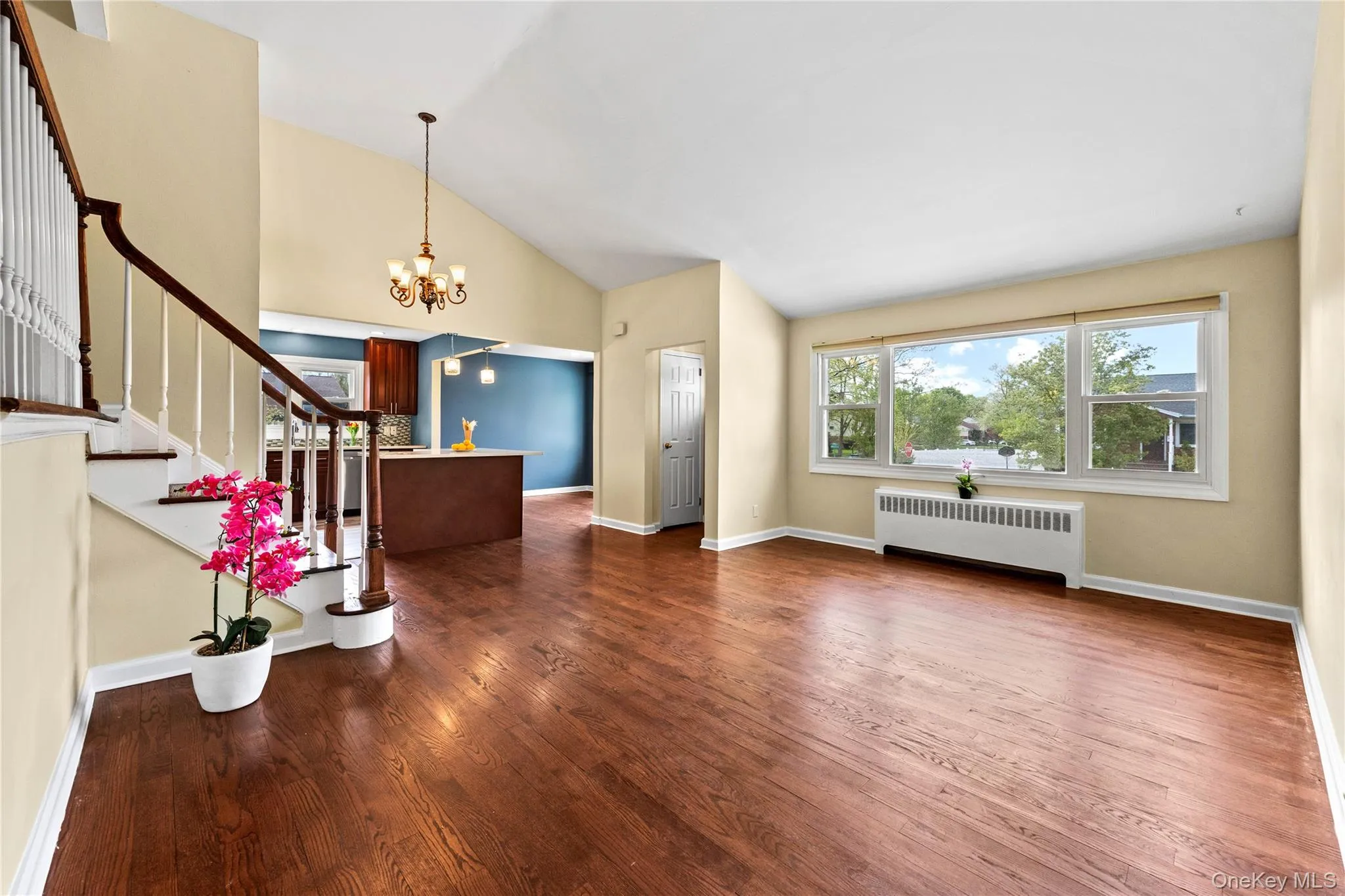 44 Bruce Lane, North Hempstead, NY, 4 Bedrooms Bedrooms, 10 Rooms Rooms,3 BathroomsBathrooms,Residential Lease,For Rent,Bruce,0,1011904 44 Bruce Lane, North Hempstead, NY, 4 Bedrooms Bedrooms, 10 Rooms Rooms,3 BathroomsBathrooms,Residential Lease,For Rent,Bruce,0,1011904