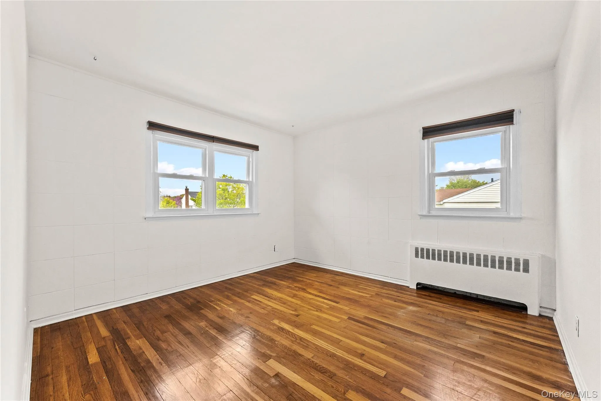 44 Bruce Lane, North Hempstead, NY, 4 Bedrooms Bedrooms, 10 Rooms Rooms,3 BathroomsBathrooms,Residential Lease,For Rent,Bruce,0,1011904 44 Bruce Lane, North Hempstead, NY, 4 Bedrooms Bedrooms, 10 Rooms Rooms,3 BathroomsBathrooms,Residential Lease,For Rent,Bruce,0,1011904