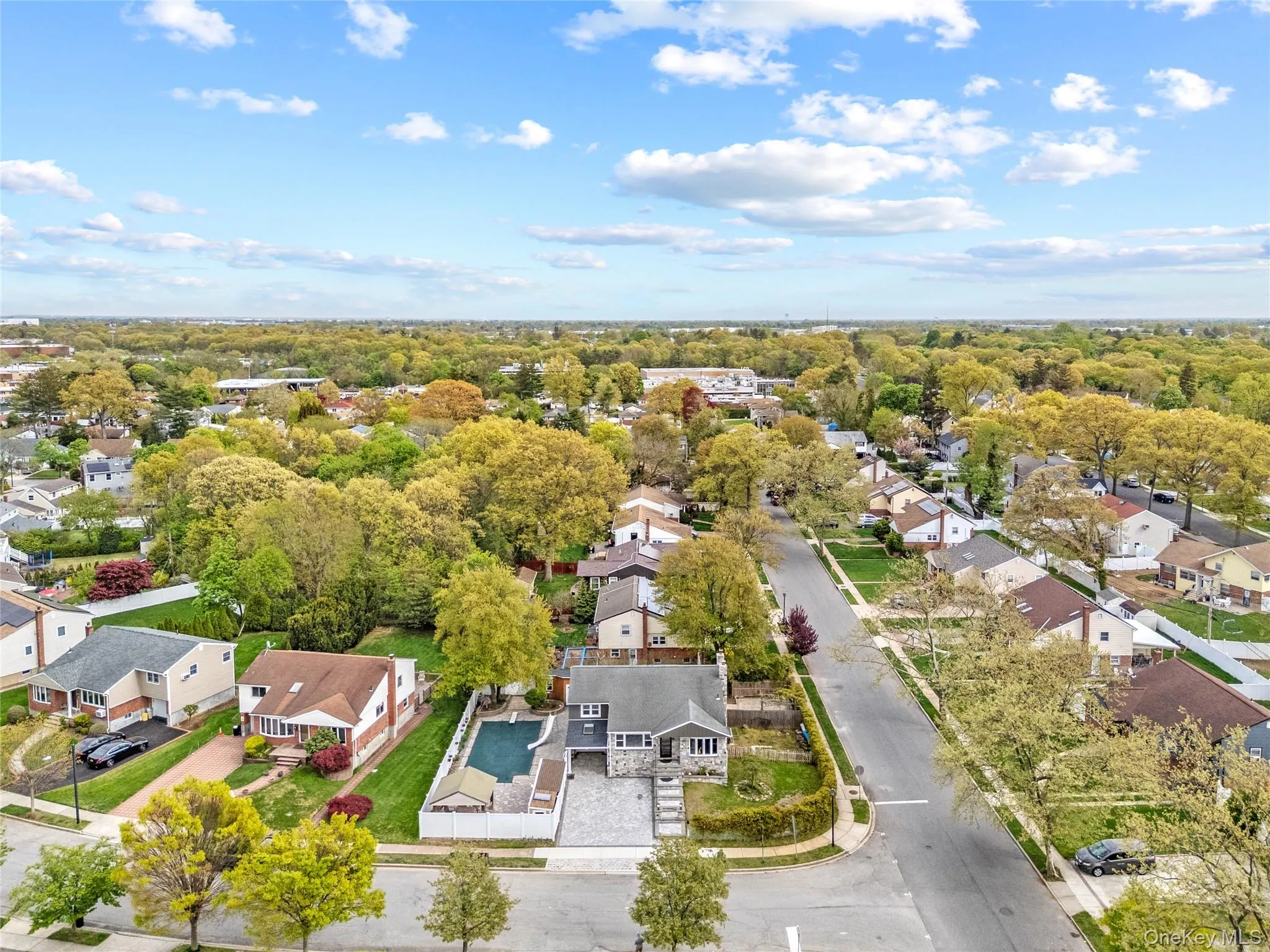 44 Bruce Lane, North Hempstead, NY, 4 Bedrooms Bedrooms, 10 Rooms Rooms,3 BathroomsBathrooms,Residential Lease,For Rent,Bruce,0,1011904 44 Bruce Lane, North Hempstead, NY, 4 Bedrooms Bedrooms, 10 Rooms Rooms,3 BathroomsBathrooms,Residential Lease,For Rent,Bruce,0,1011904