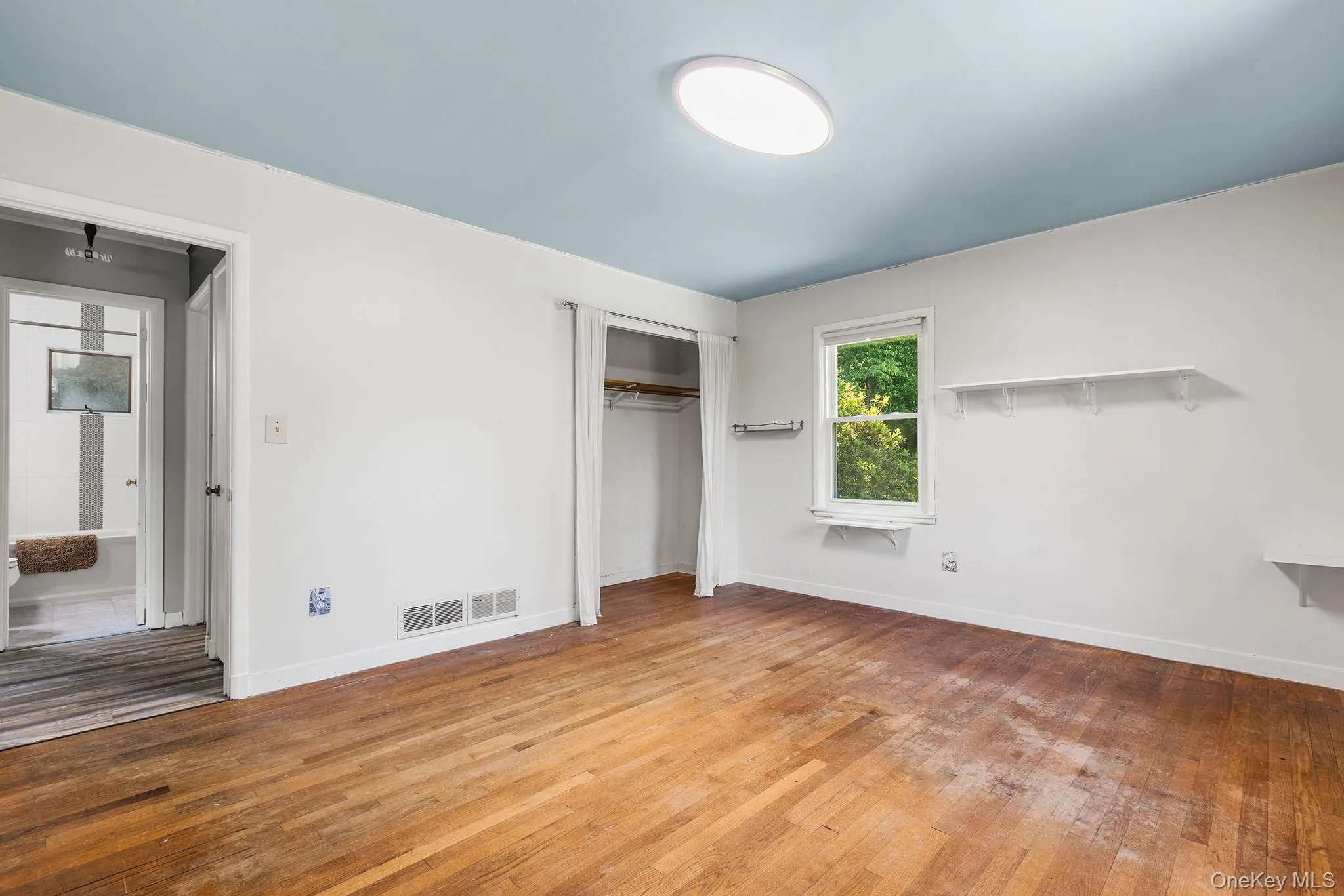 11 Valley View Road, Beekman, NY, 2 Bedrooms Bedrooms, 5 Rooms Rooms,1 BathroomBathrooms,Residential,For Rent,Valley View,0,1011910 11 Valley View Road, Beekman, NY, 2 Bedrooms Bedrooms, 5 Rooms Rooms,1 BathroomBathrooms,Residential,For Rent,Valley View,0,1011910