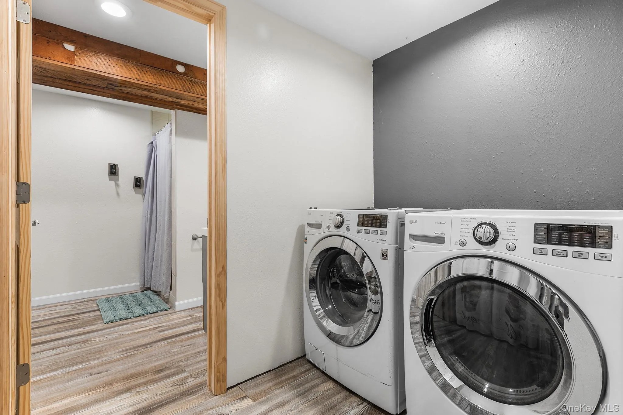 11 Valley View Road, Beekman, NY, 2 Bedrooms Bedrooms, 5 Rooms Rooms,1 BathroomBathrooms,Residential,For Rent,Valley View,0,1011910 11 Valley View Road, Beekman, NY, 2 Bedrooms Bedrooms, 5 Rooms Rooms,1 BathroomBathrooms,Residential,For Rent,Valley View,0,1011910