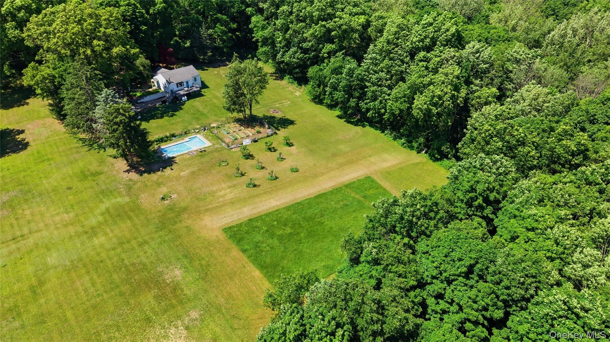 11 Valley View Road, Beekman, NY, 2 Bedrooms Bedrooms, 5 Rooms Rooms,1 BathroomBathrooms,Residential,For Rent,Valley View,0,1011910 11 Valley View Road, Beekman, NY, 2 Bedrooms Bedrooms, 5 Rooms Rooms,1 BathroomBathrooms,Residential,For Rent,Valley View,0,1011910