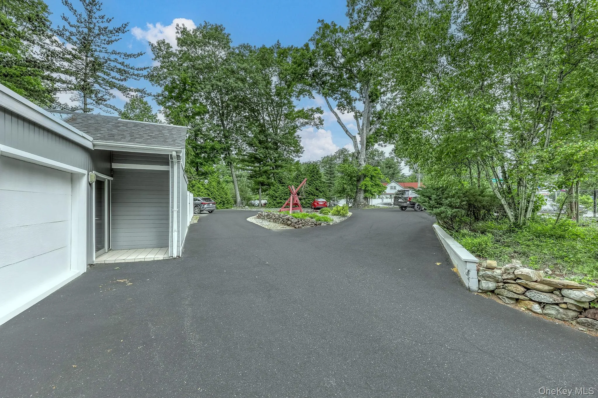 5 Little Tor Road, Clarkstown, NY, 3 Bedrooms Bedrooms, 7 Rooms Rooms,1 BathroomBathrooms,Residential,For Rent,Little Tor,0,1011913 5 Little Tor Road, Clarkstown, NY, 3 Bedrooms Bedrooms, 7 Rooms Rooms,1 BathroomBathrooms,Residential,For Rent,Little Tor,0,1011913