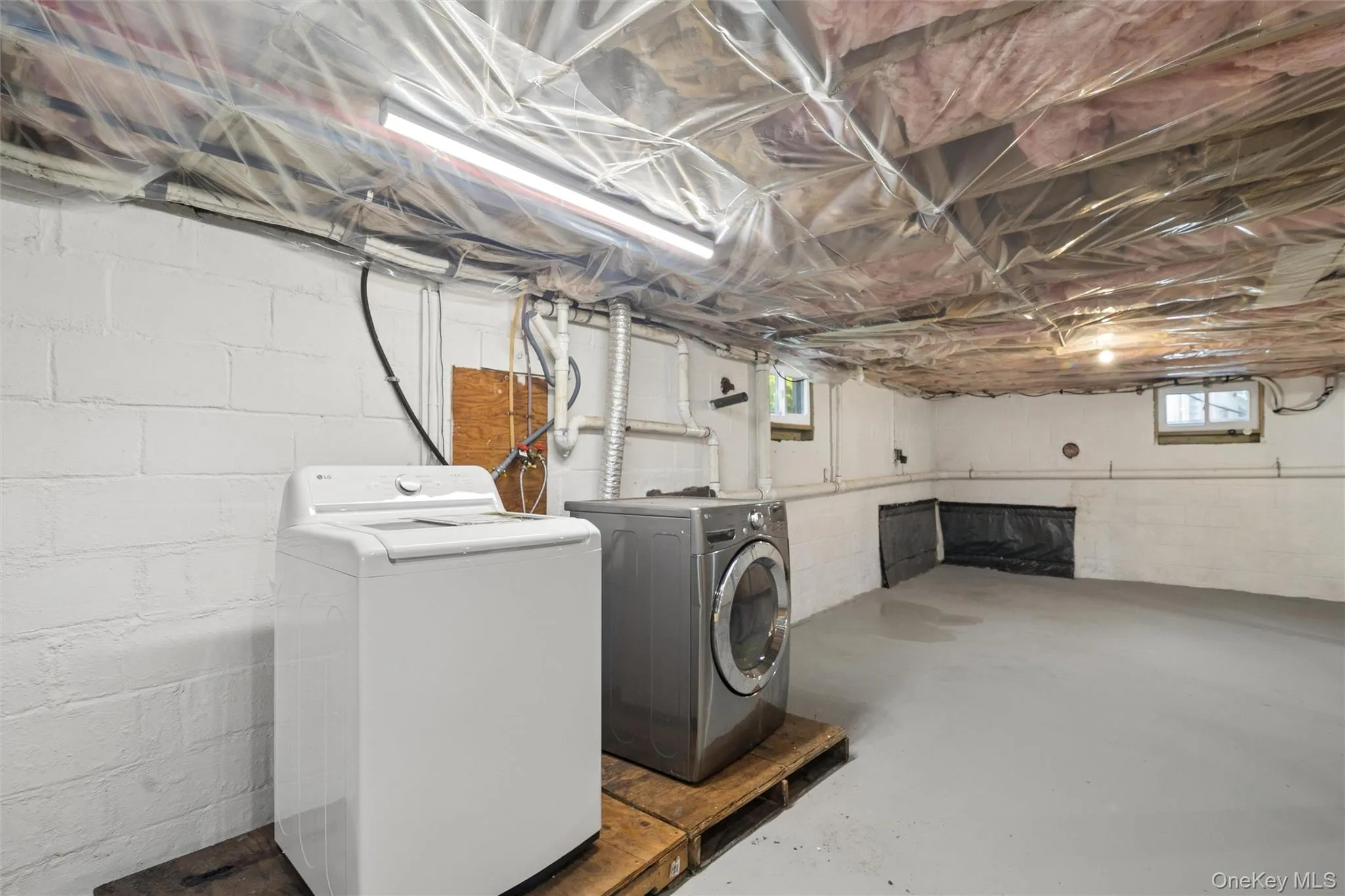 258 Route 25A, Brookhaven, NY, 4 Bedrooms Bedrooms, 10 Rooms Rooms,2 BathroomsBathrooms,Residential Lease,For Rent,Route 25A,0,KEY1011919 258 Route 25A, Brookhaven, NY, 4 Bedrooms Bedrooms, 10 Rooms Rooms,2 BathroomsBathrooms,Residential Lease,For Rent,Route 25A,0,KEY1011919
