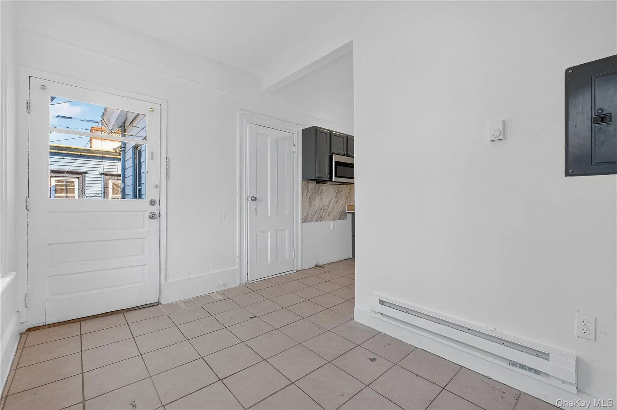 49 Hamilton Street, Poughkeepsie, NY, 3 Bedrooms Bedrooms, 6 Rooms Rooms,1 BathroomBathrooms,Residential Lease,For Rent,Hamilton,0,1011920 49 Hamilton Street, Poughkeepsie, NY, 3 Bedrooms Bedrooms, 6 Rooms Rooms,1 BathroomBathrooms,Residential Lease,For Rent,Hamilton,0,1011920