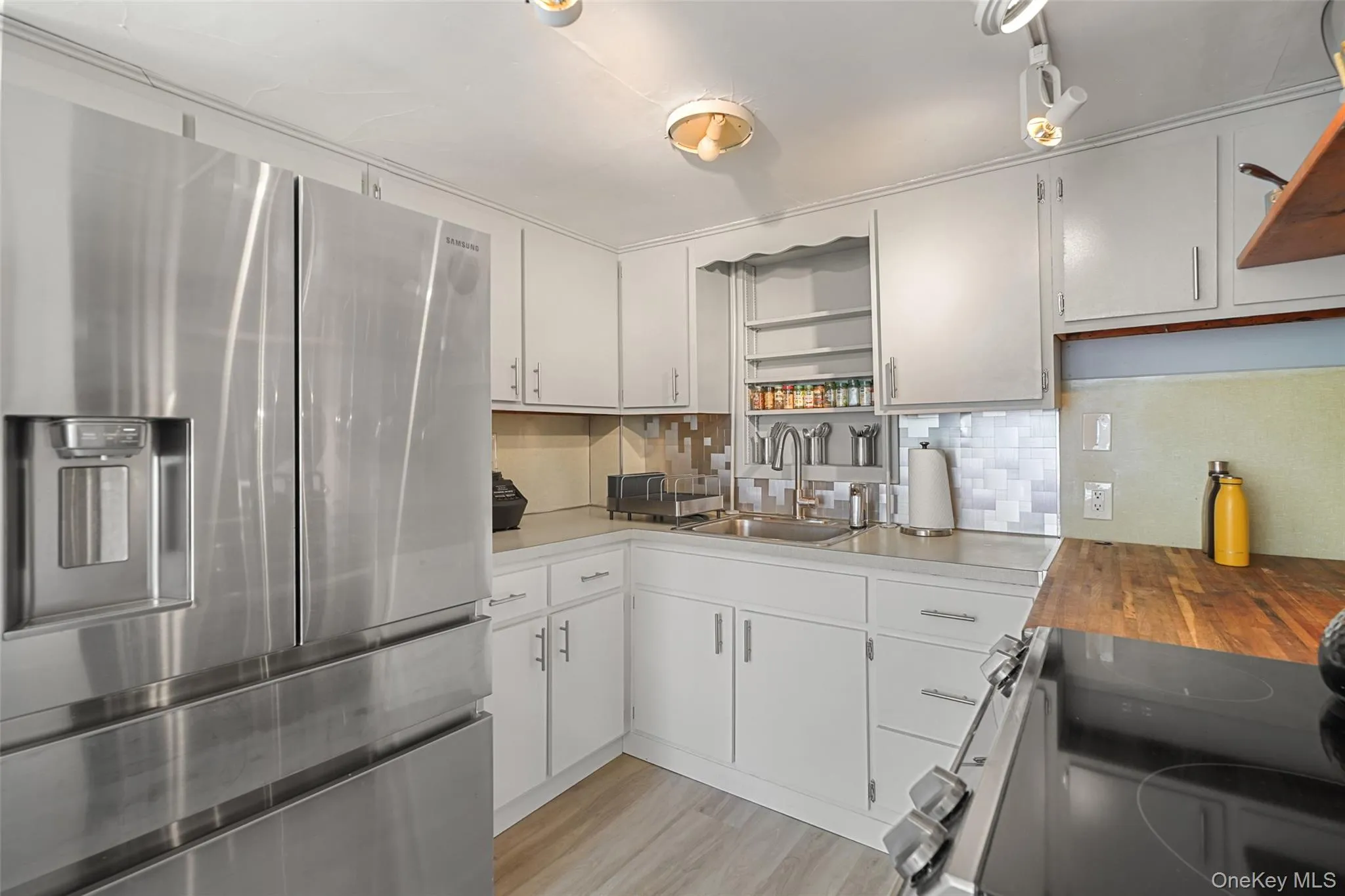 182 Smith Ridge Road, Lewisboro, NY, 2 Bedrooms Bedrooms, 5 Rooms Rooms,2 BathroomsBathrooms,Residential,For Rent,Smith Ridge,0,1011921 182 Smith Ridge Road, Lewisboro, NY, 2 Bedrooms Bedrooms, 5 Rooms Rooms,2 BathroomsBathrooms,Residential,For Rent,Smith Ridge,0,1011921