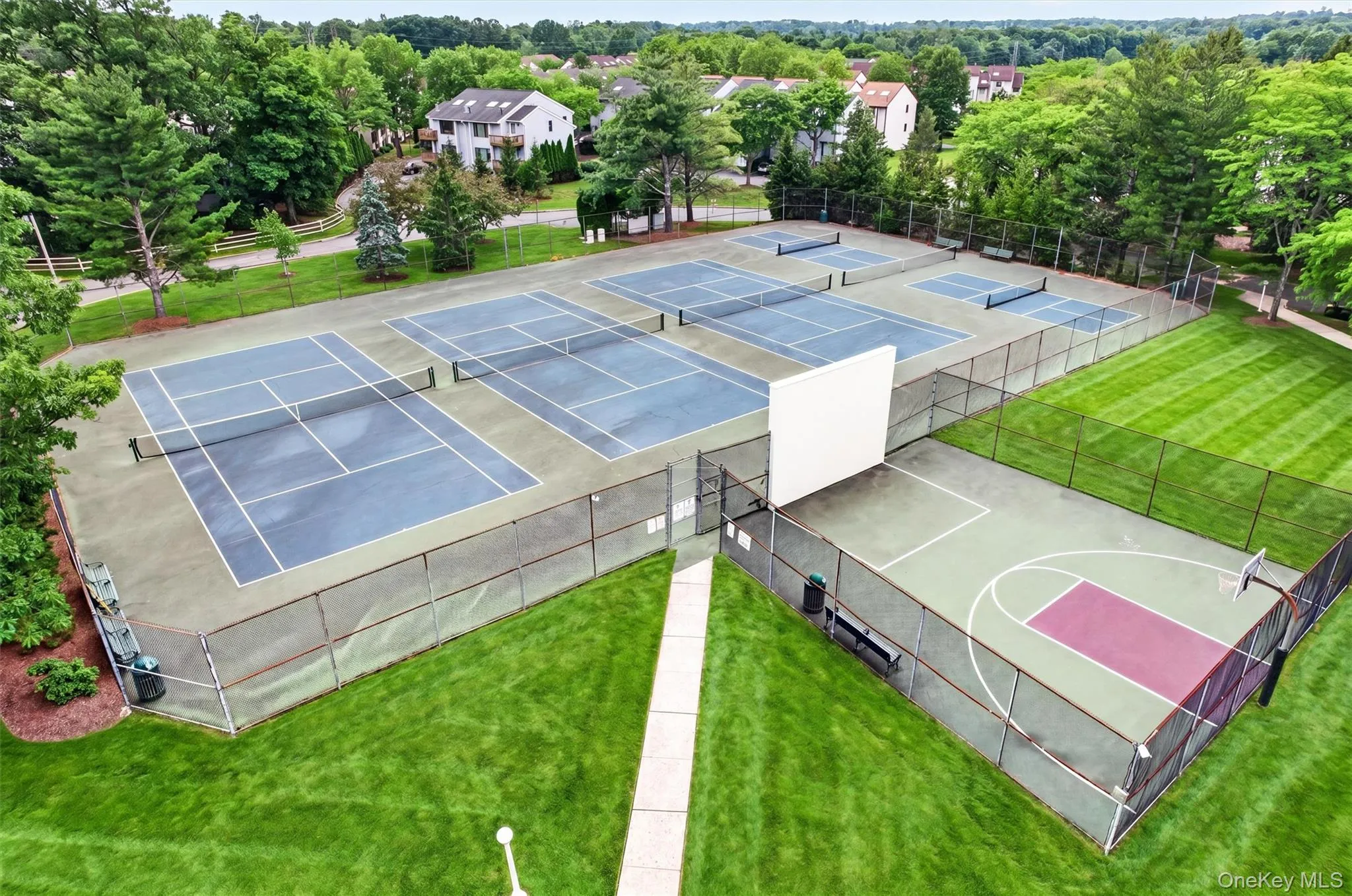 6 Linda Court, Clarkstown, NY, 1 Bedroom Bedrooms, 4 Rooms Rooms,1 BathroomBathrooms,Residential,For Rent,Linda,0,1011923 6 Linda Court, Clarkstown, NY, 1 Bedroom Bedrooms, 4 Rooms Rooms,1 BathroomBathrooms,Residential,For Rent,Linda,0,1011923