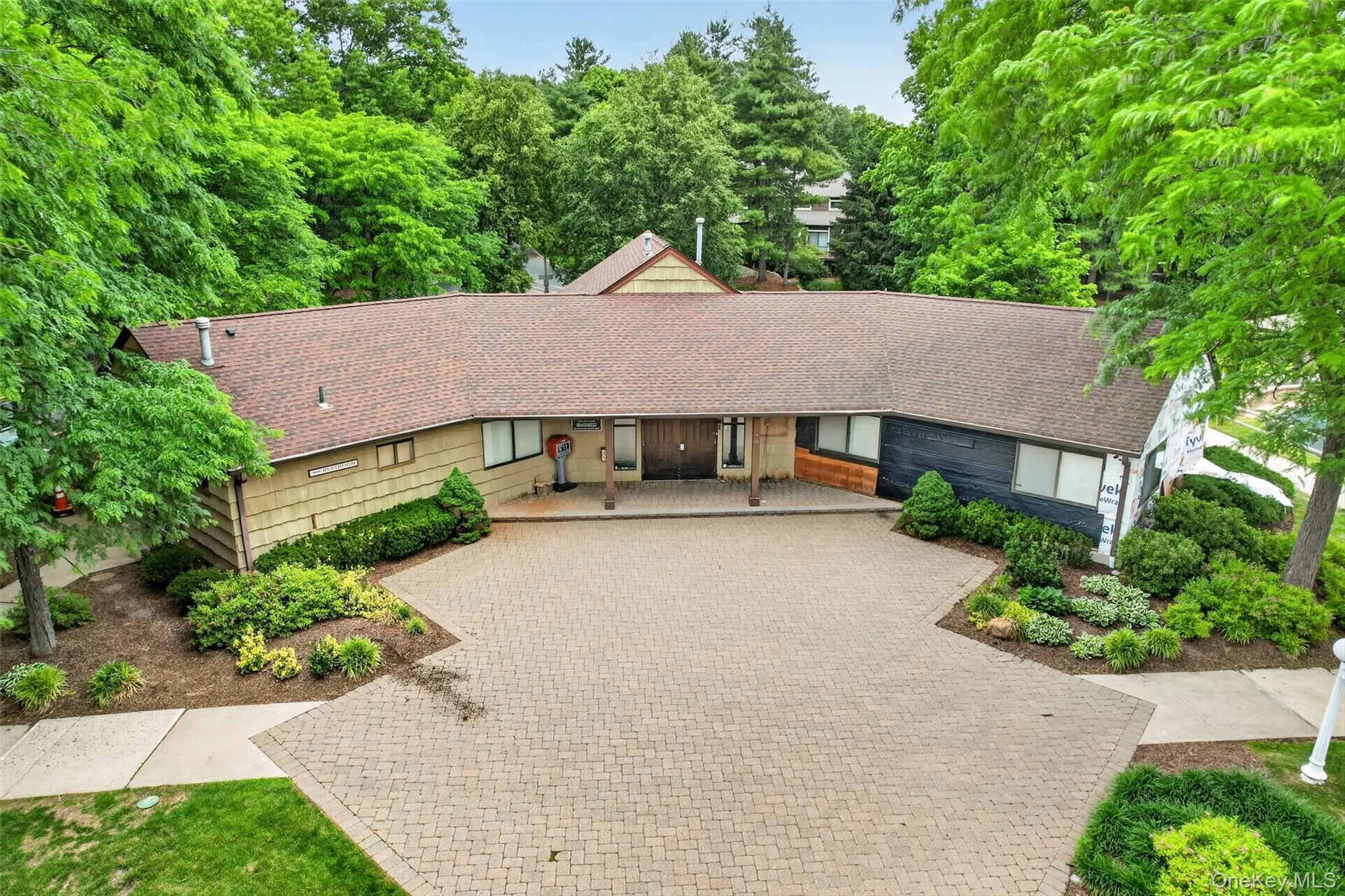 6 Linda Court, Clarkstown, NY, 1 Bedroom Bedrooms, 4 Rooms Rooms,1 BathroomBathrooms,Residential,For Rent,Linda,0,1011923 6 Linda Court, Clarkstown, NY, 1 Bedroom Bedrooms, 4 Rooms Rooms,1 BathroomBathrooms,Residential,For Rent,Linda,0,1011923
